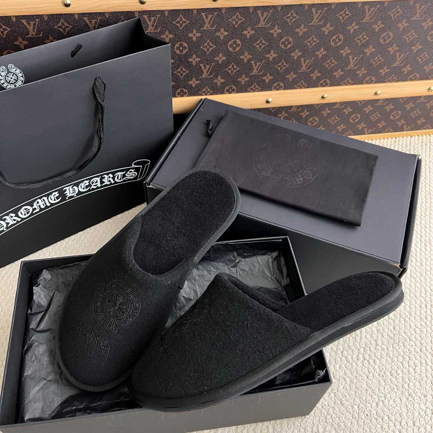 Chrome Hearts Malibu Hotel Slippers  - DesignerGu