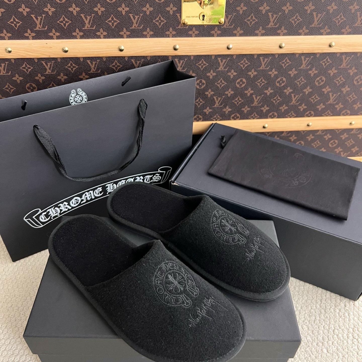 Chrome Hearts Malibu Hotel Slippers  - DesignerGu