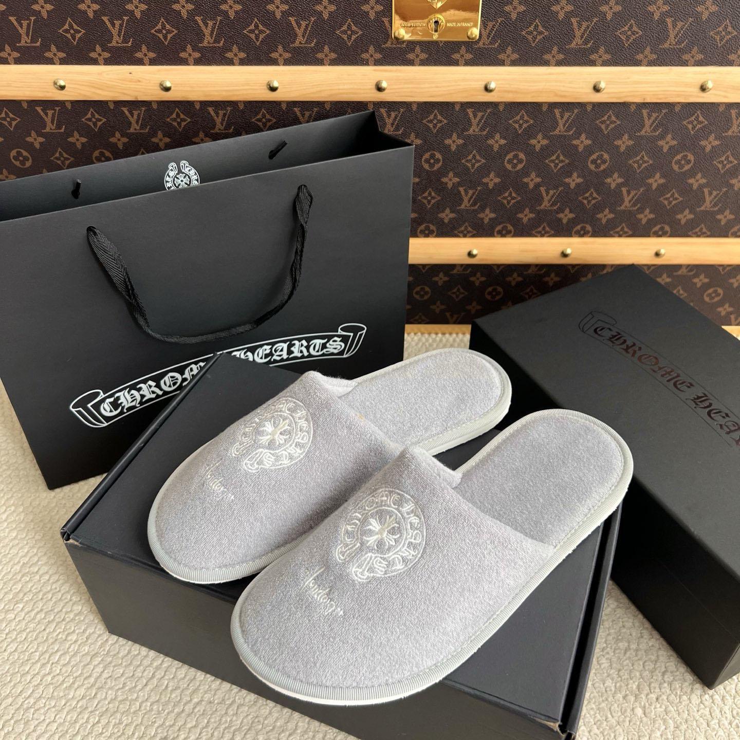 Chrome Hearts Malibu Hotel Slippers  - DesignerGu