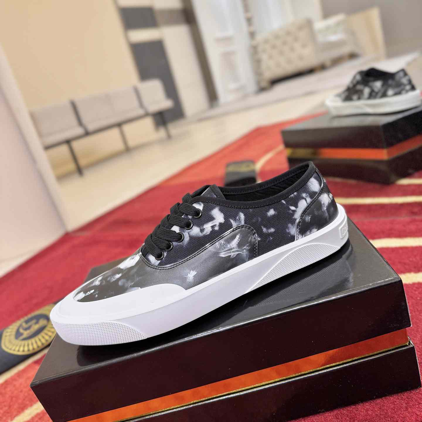 Christian Louboutin Tactical Skate Sneakers - DesignerGu