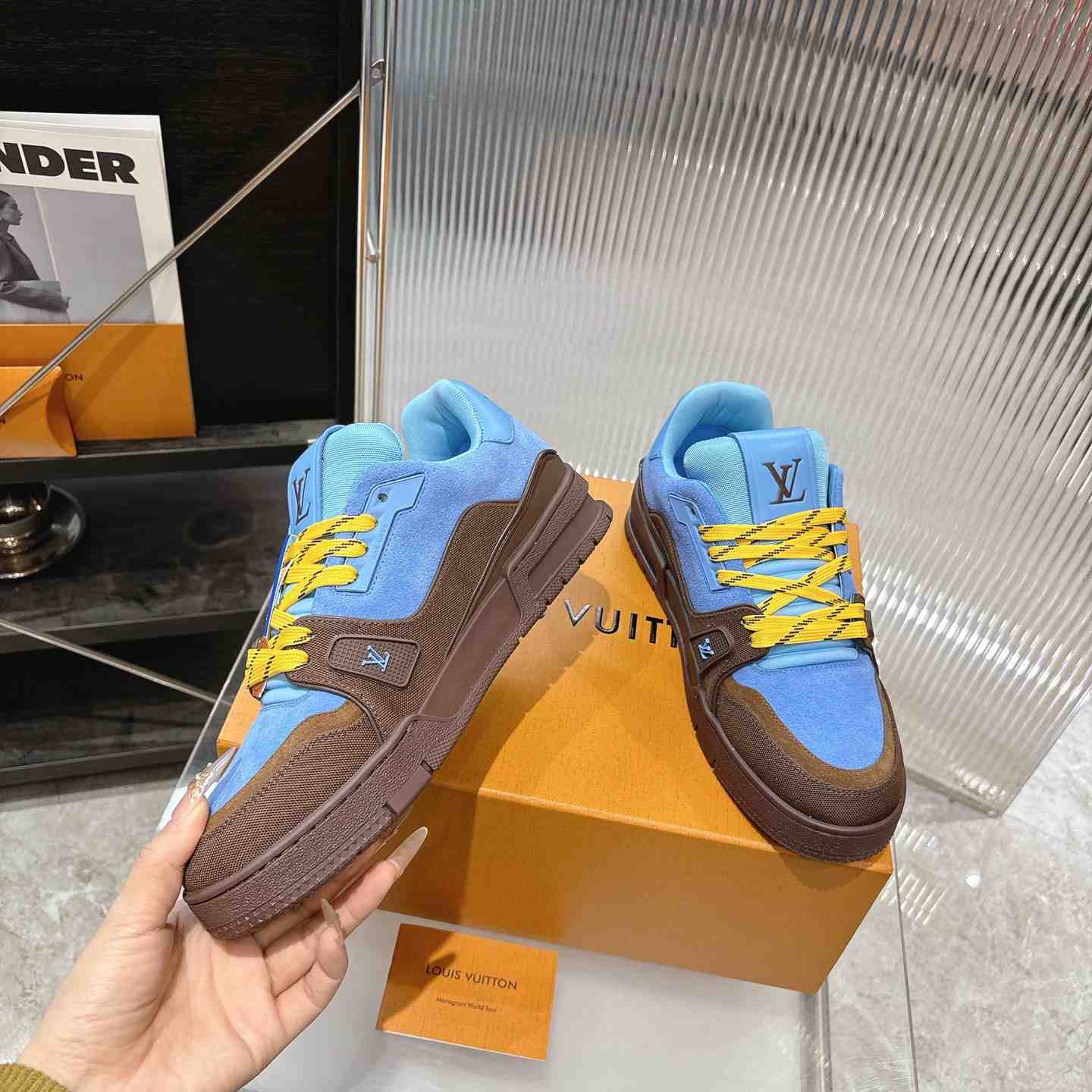 Louis Vuitton LV Trainer Sneaker 1AJ393  (upon uk size） - DesignerGu