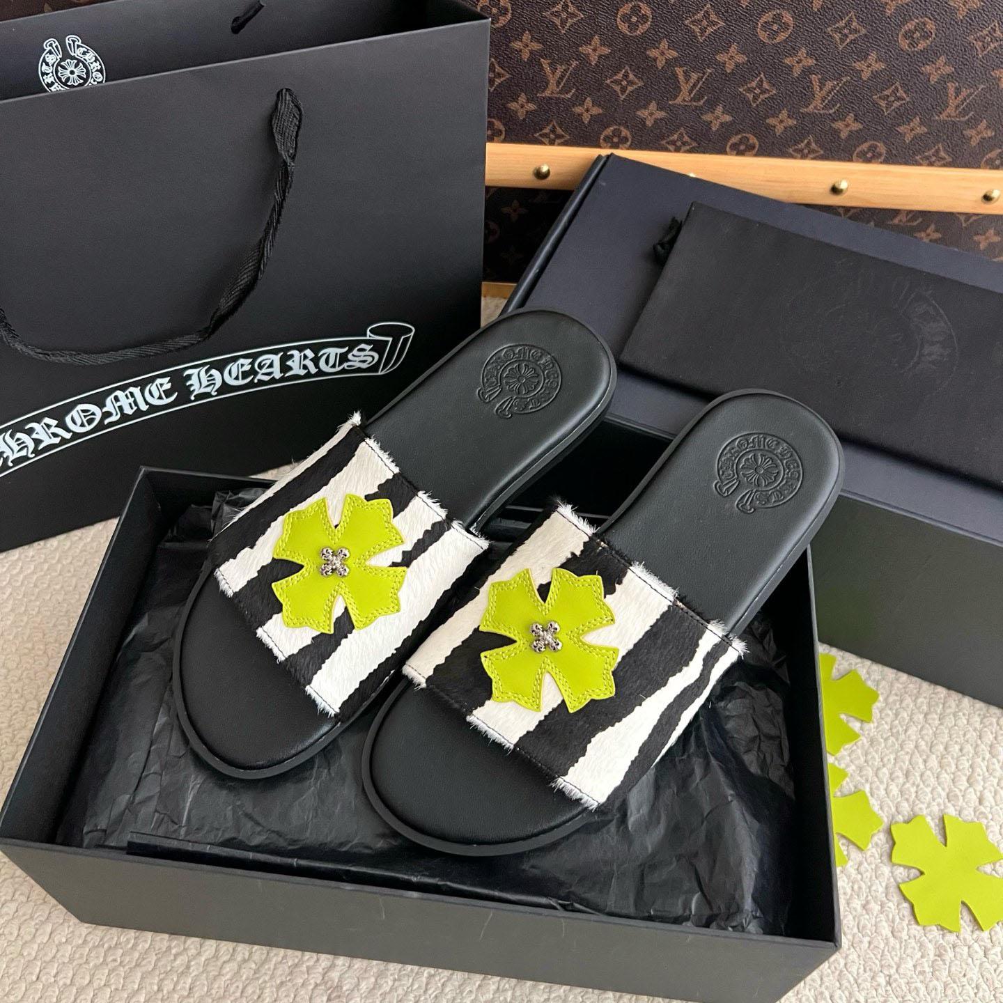 Chrome Hearts Zebra Pattern Flame Silver Cross Slipper - DesignerGu