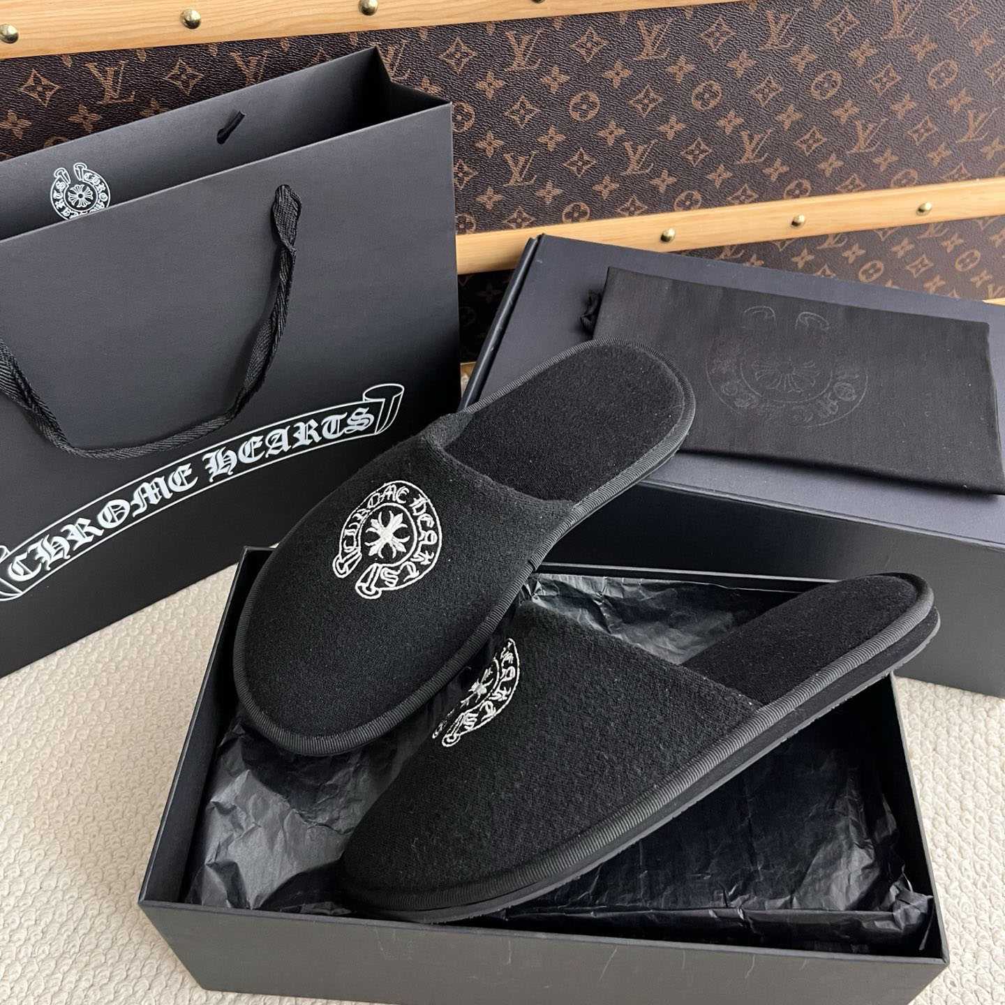 Chrome Hearts Malibu Hotel Slippers  - DesignerGu