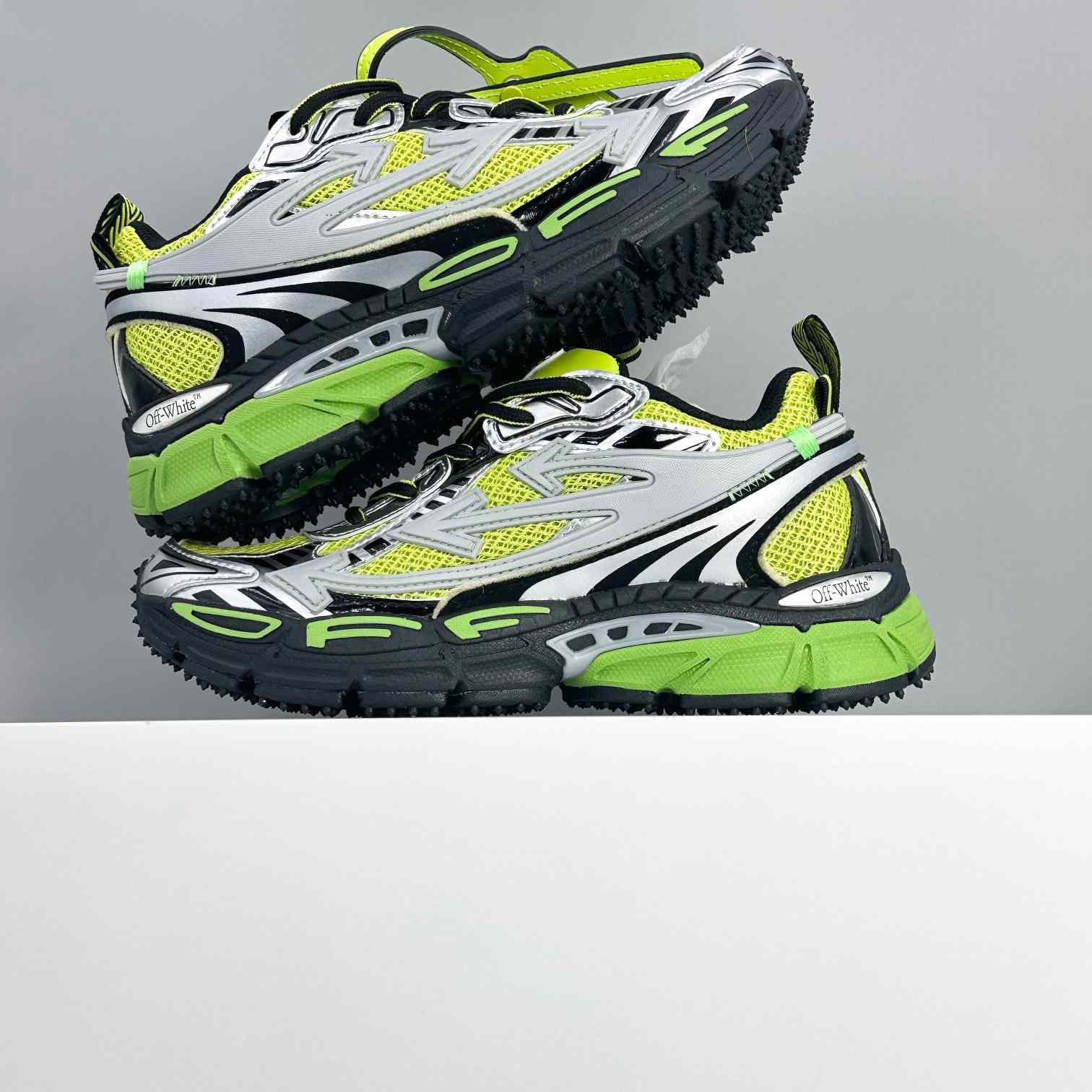 Off-White Be Right Back Sneakers - DesignerGu