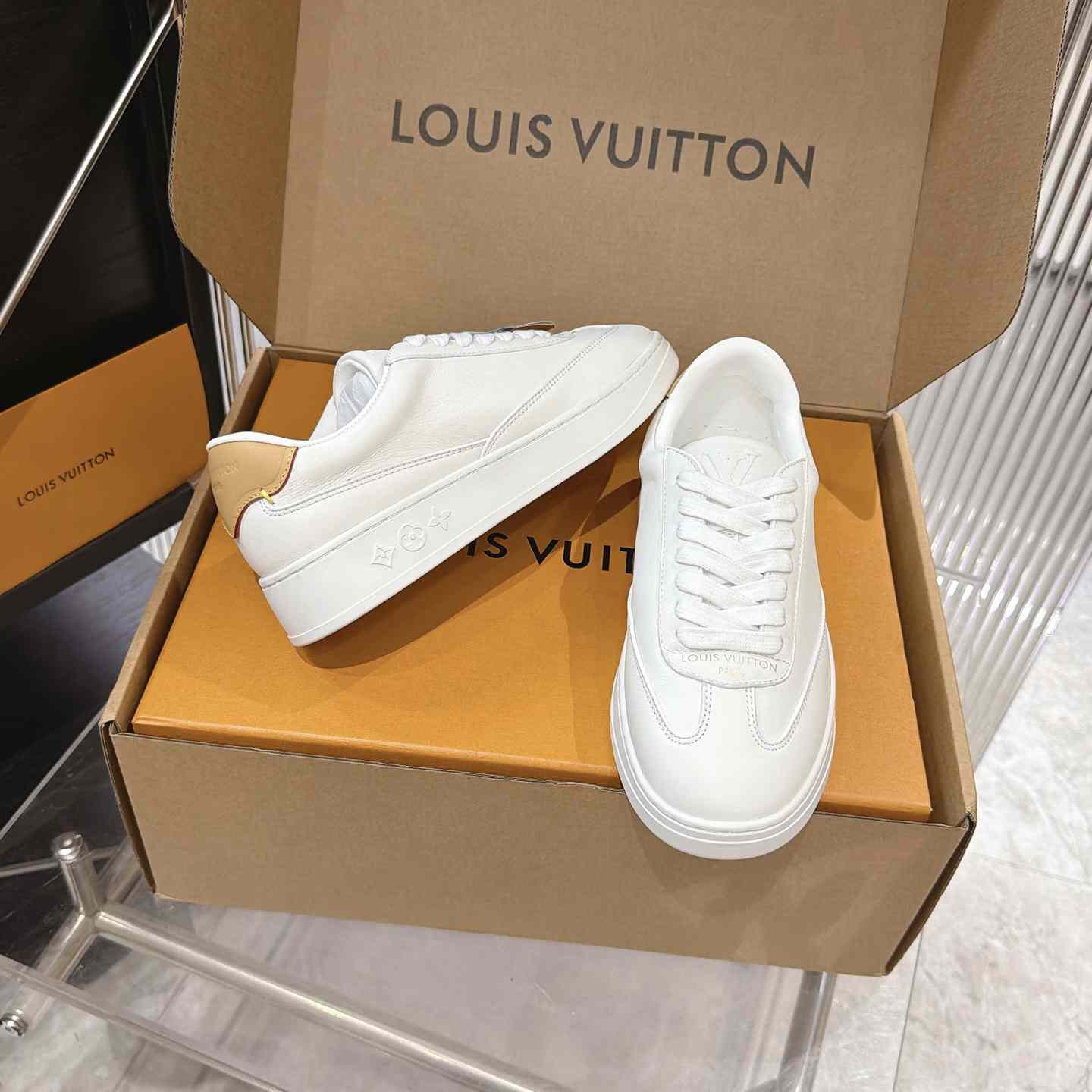 Louis Vuitton LV Flash Sneaker 1AJA24  (upon uk size) - DesignerGu