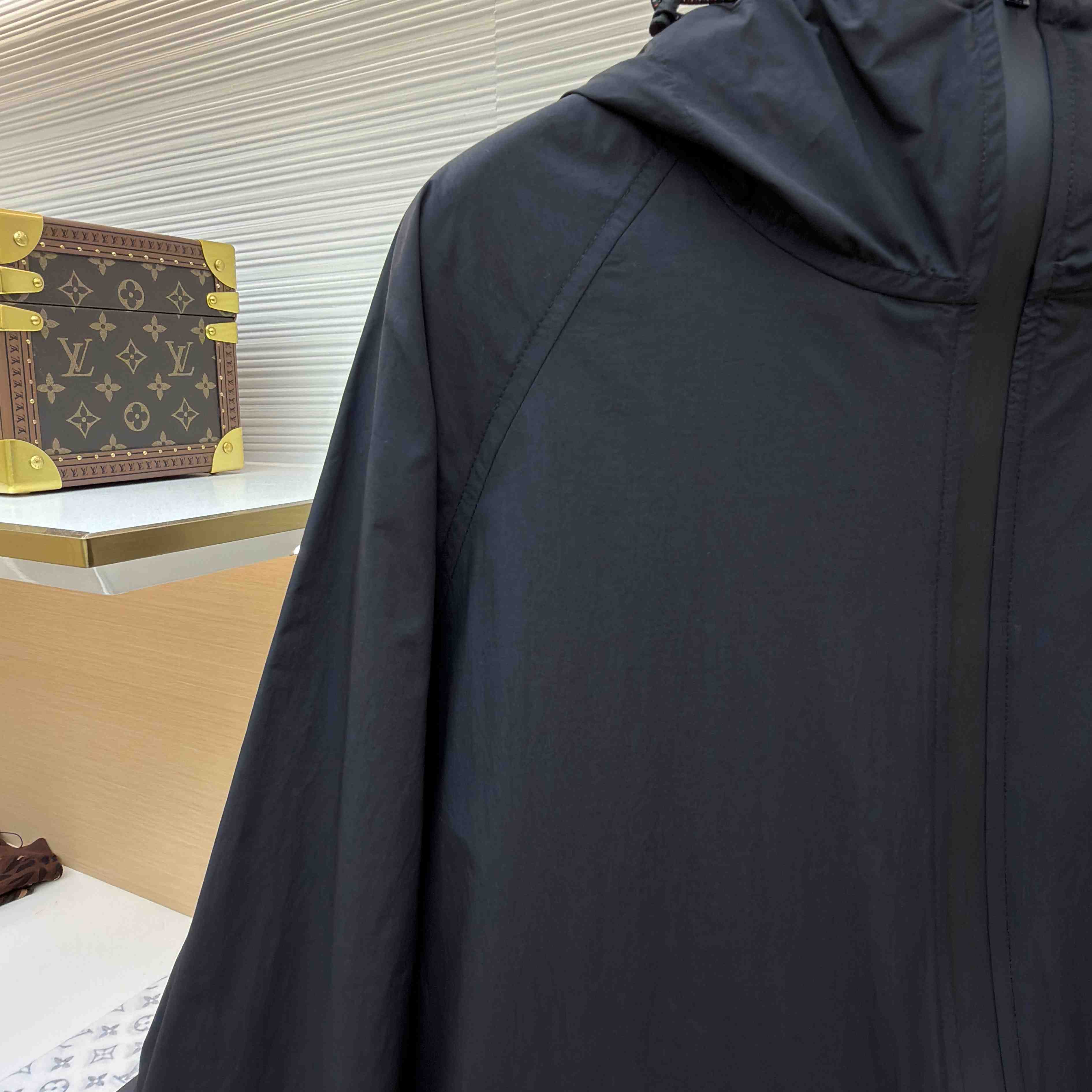 Burberry Heart Knight Nylon Clapton Hooded Jacket - DesignerGu