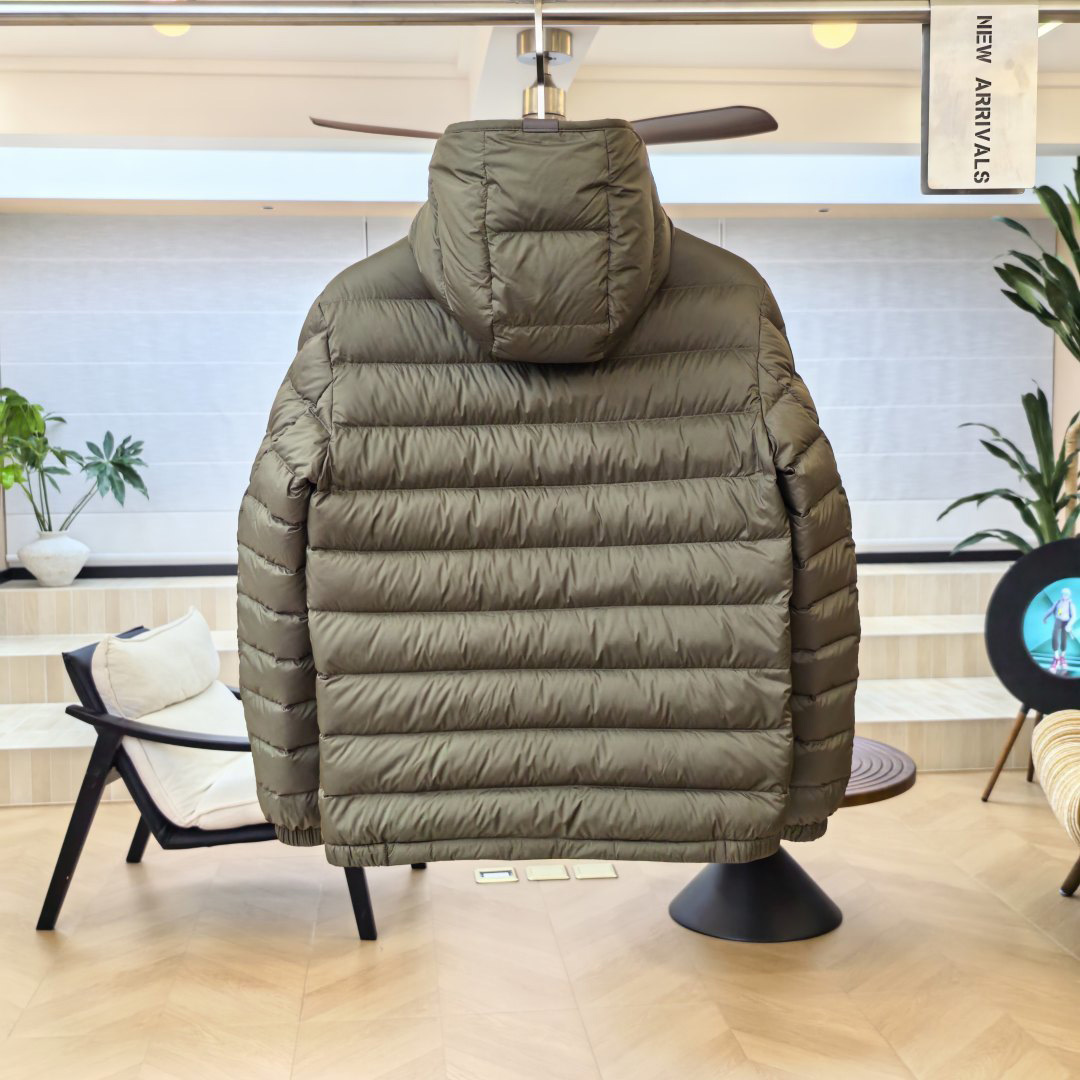 Moncler Solienn Hooded Short Down Jacket - DesignerGu