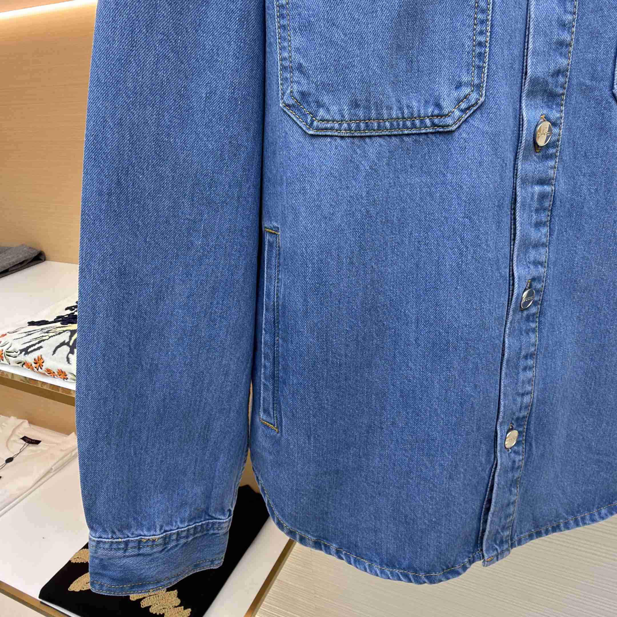 Gucci  Patch-Pockets Denim Shirt - DesignerGu