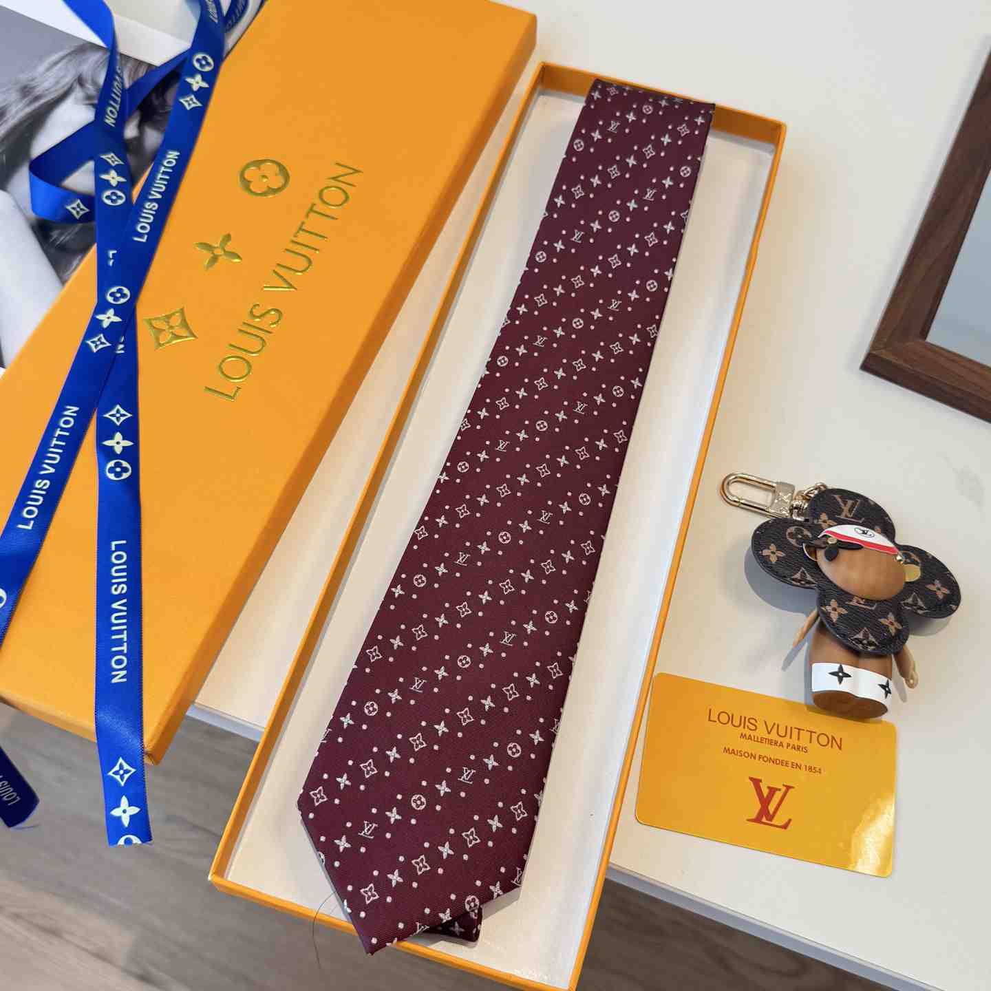 Louis Vuitton Stormy Monogram Tie M97837 - DesignerGu