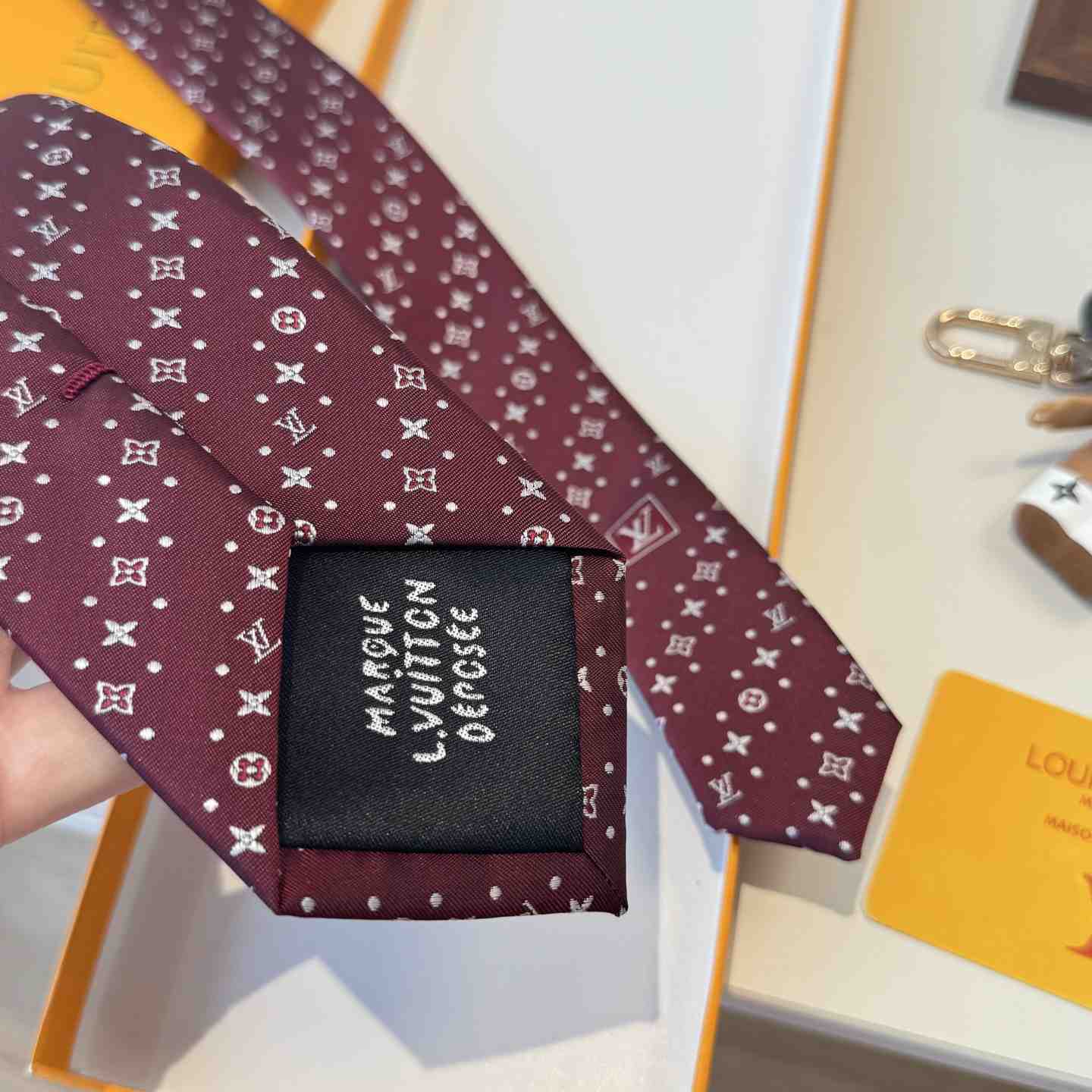 Louis Vuitton Stormy Monogram Tie M97837 - DesignerGu