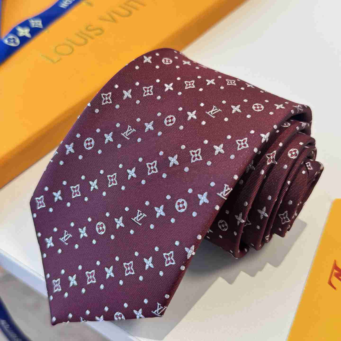 Louis Vuitton Stormy Monogram Tie M97837 - DesignerGu