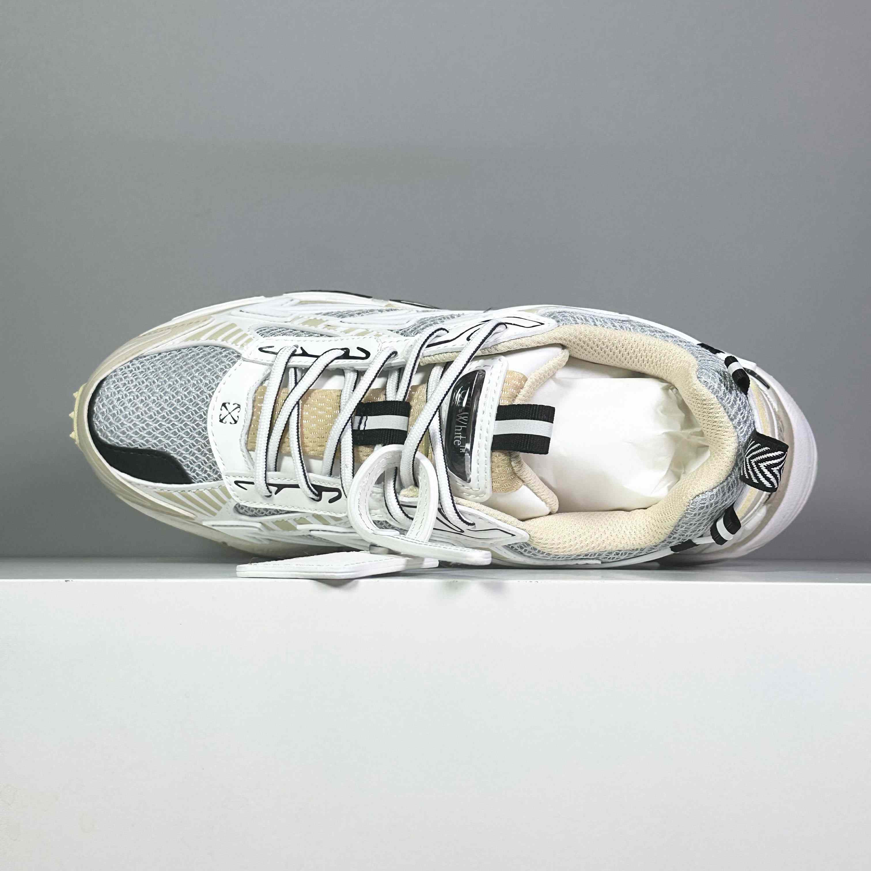 Off-White Be Right Back Sneakers - DesignerGu