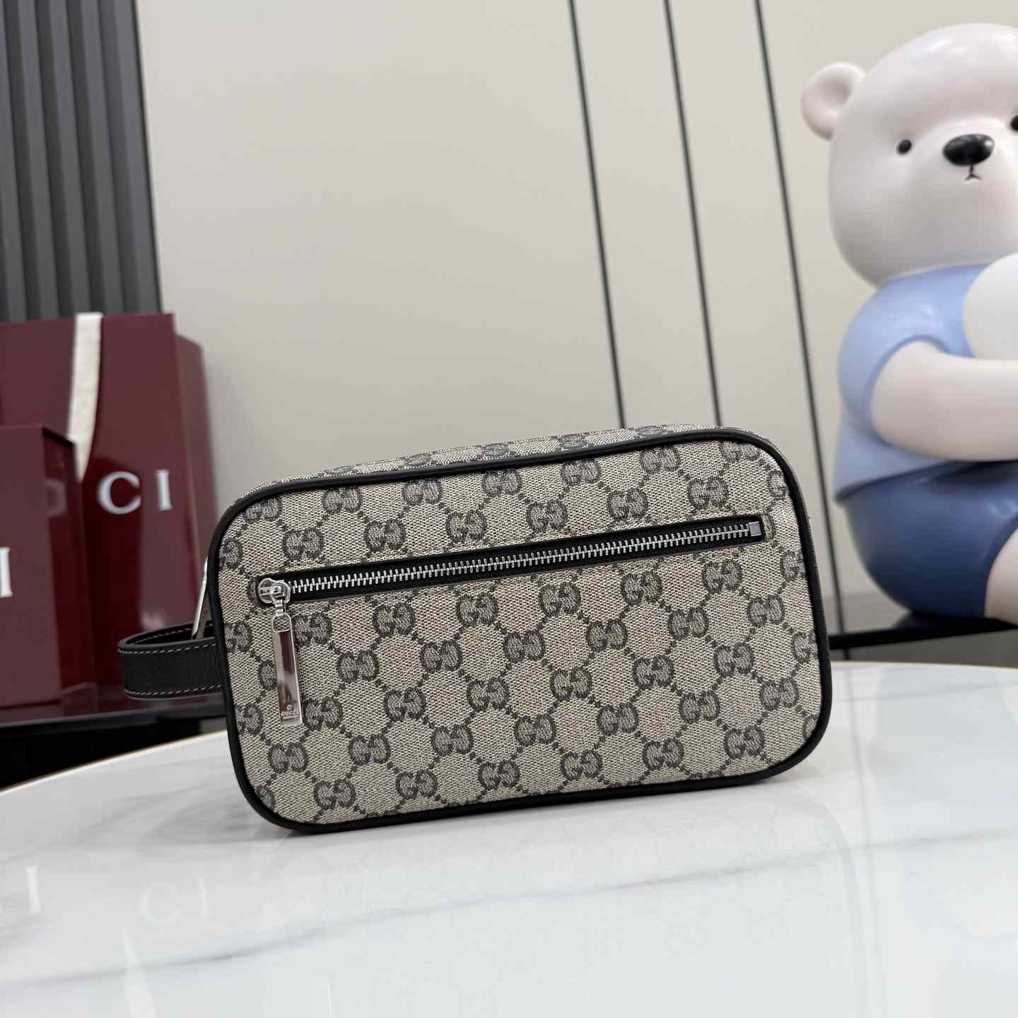 Gucci Essence Classic small Toiletry Case A00CRX - DesignerGu