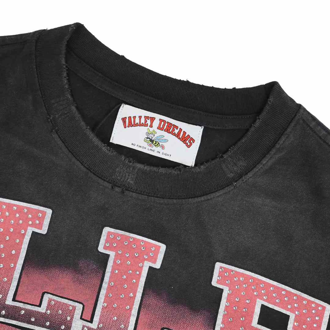 Vale Forever Graphic-Print Distressed T-shirt - DesignerGu