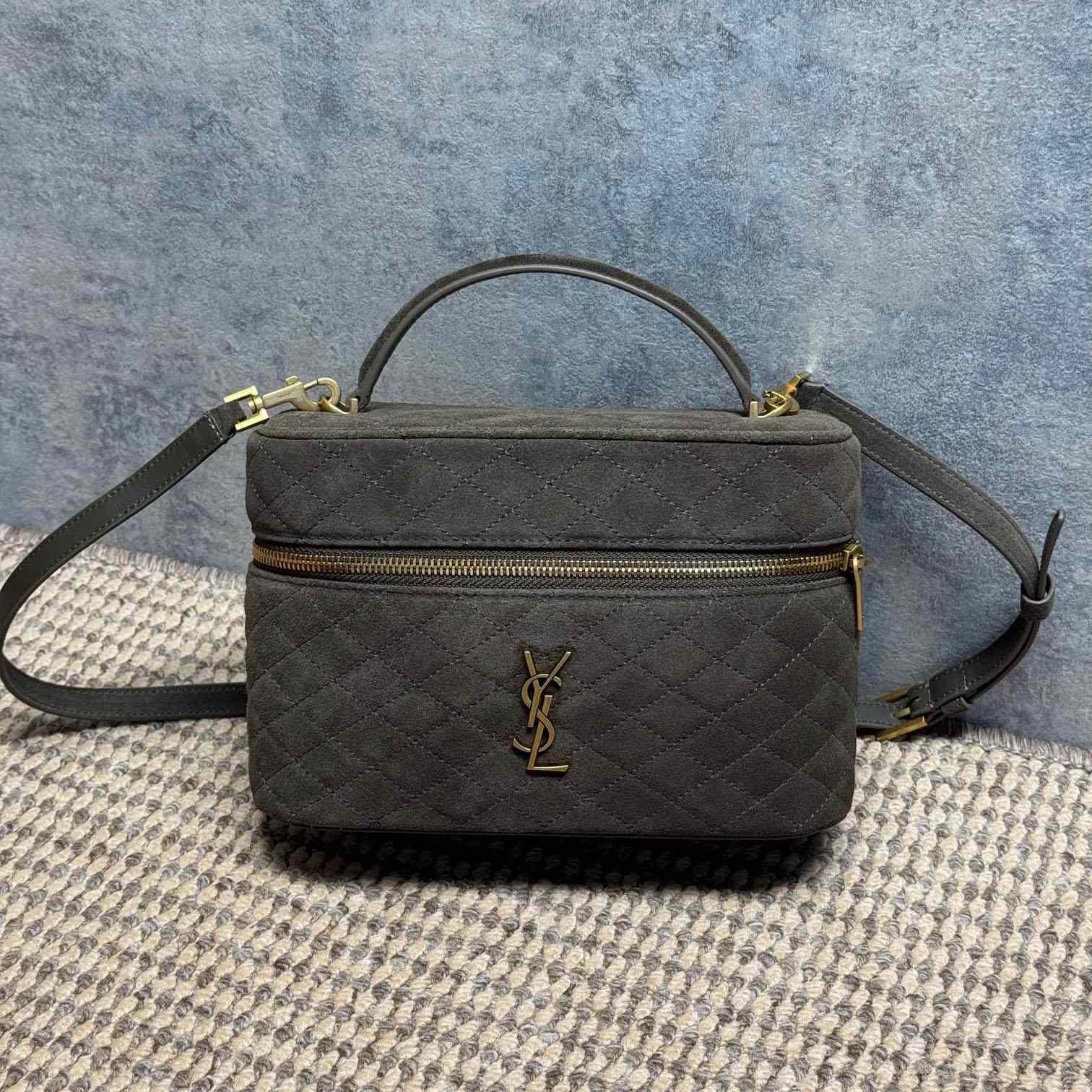 Saint Laurent GABY Vanity large In Suede - DesignerGu