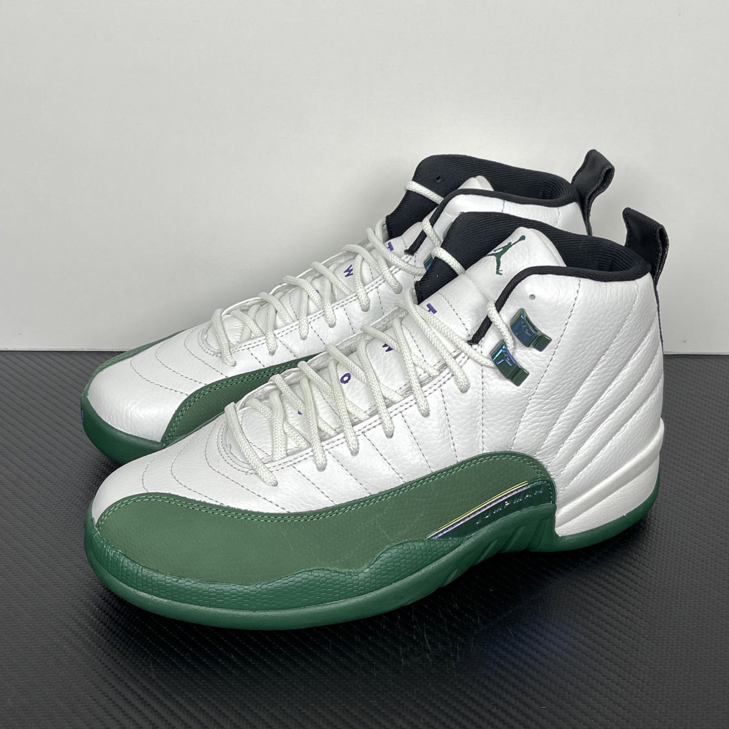 Jordan Air Jordan 12 Bucks   CT8013-103 - DesignerGu