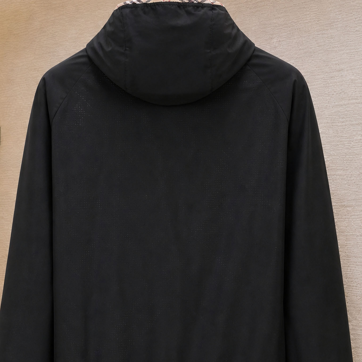 Burberry Nylon Hooded Jacket - DesignerGu