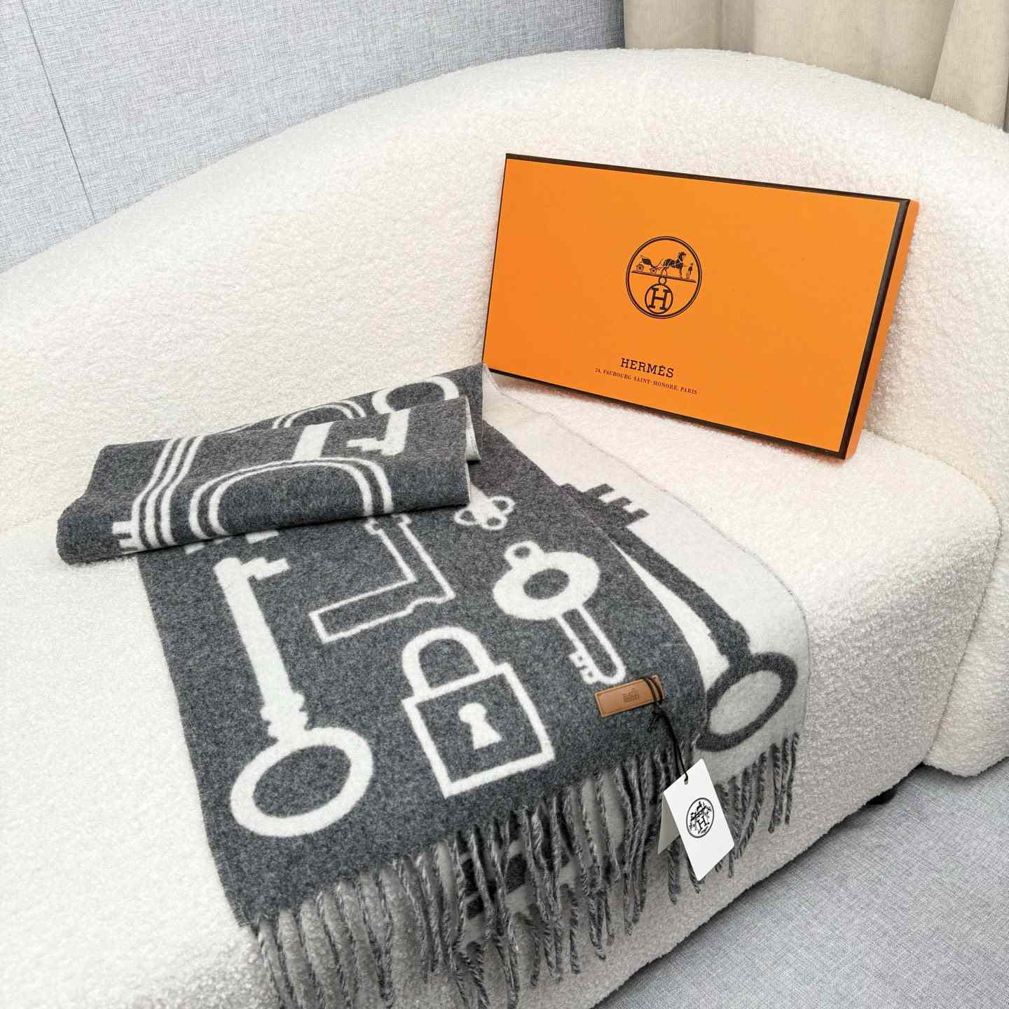 Hermes Casaque Porte-Clefs Scarf - DesignerGu