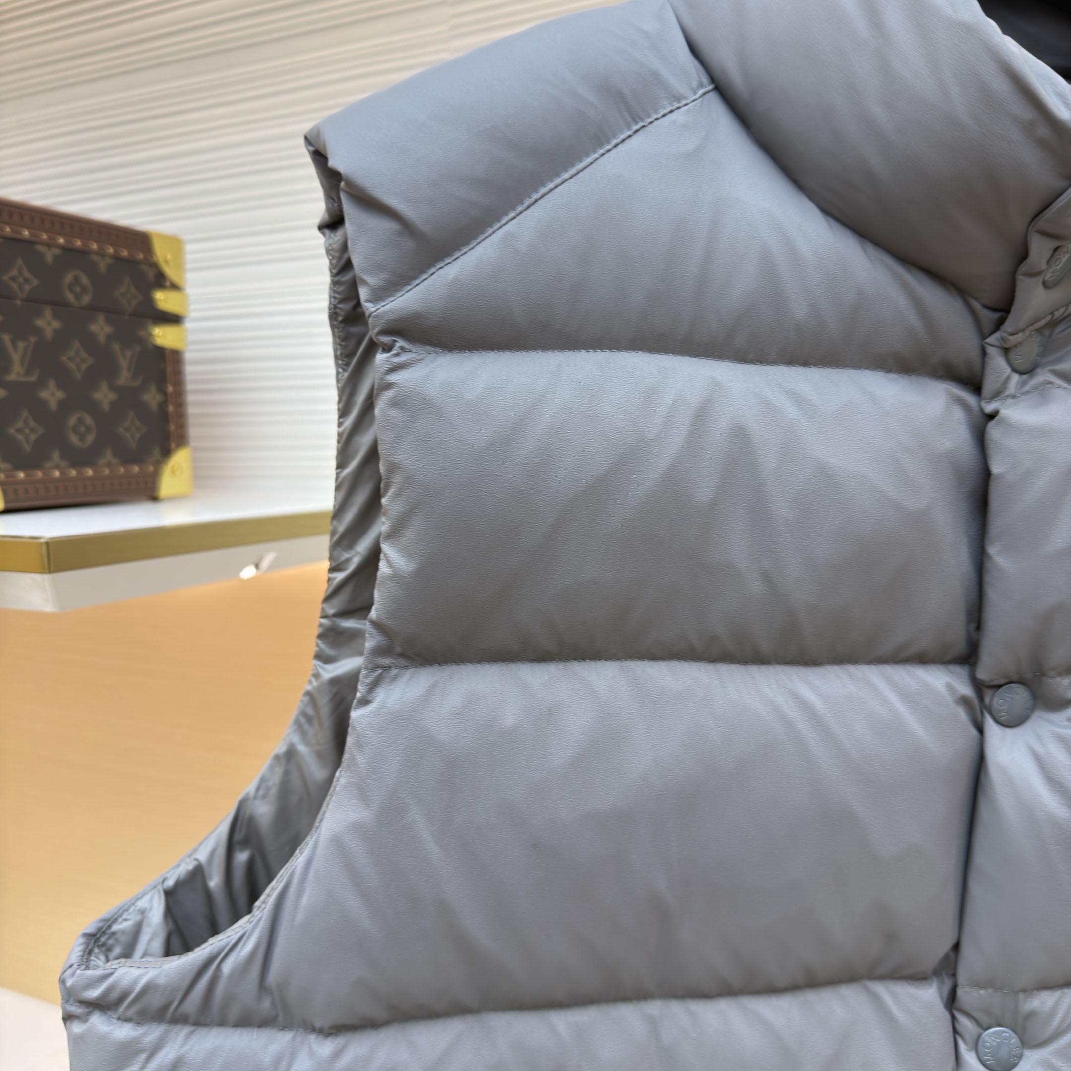 Moncler Tibb Down Gilet - DesignerGu