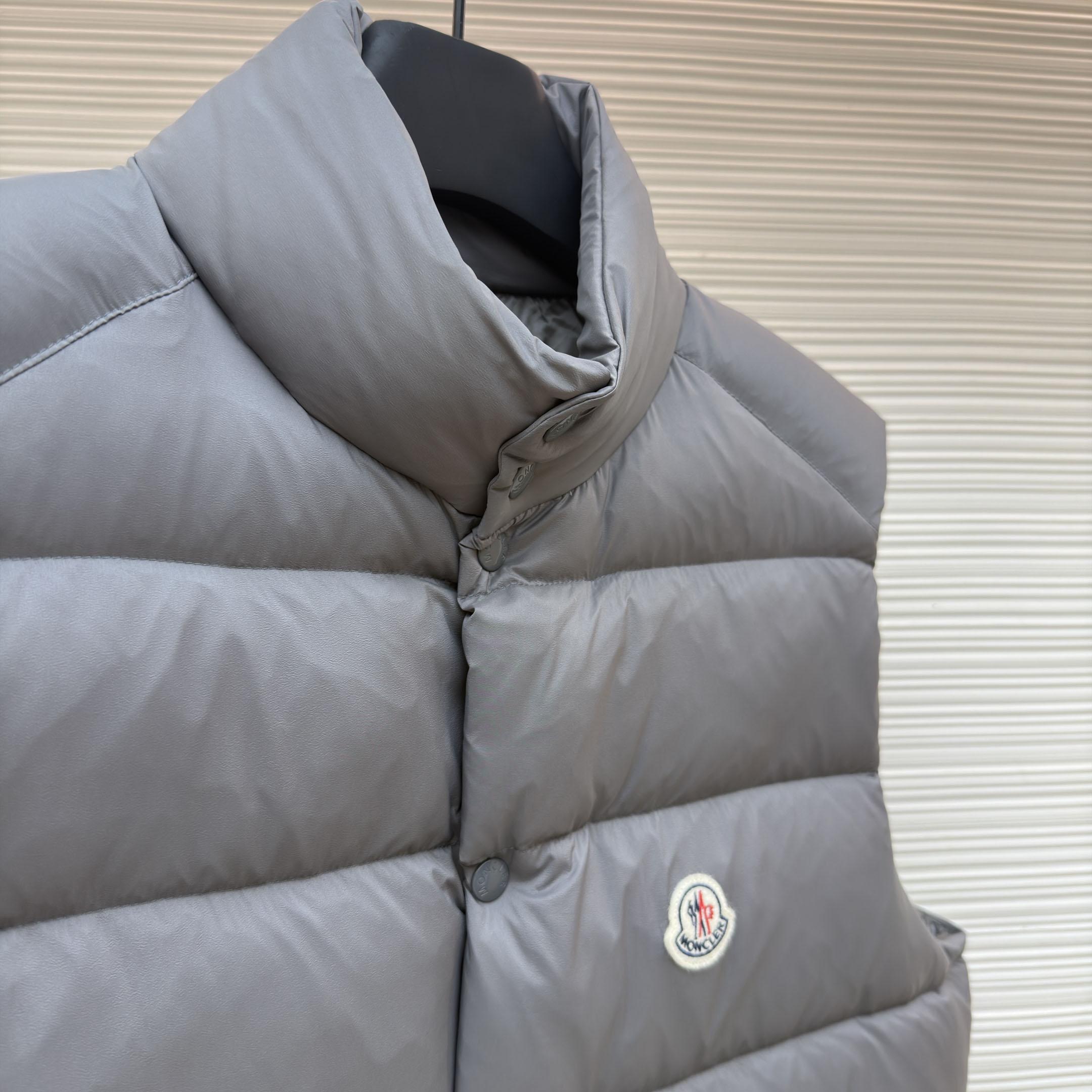 Moncler Tibb Down Gilet - DesignerGu