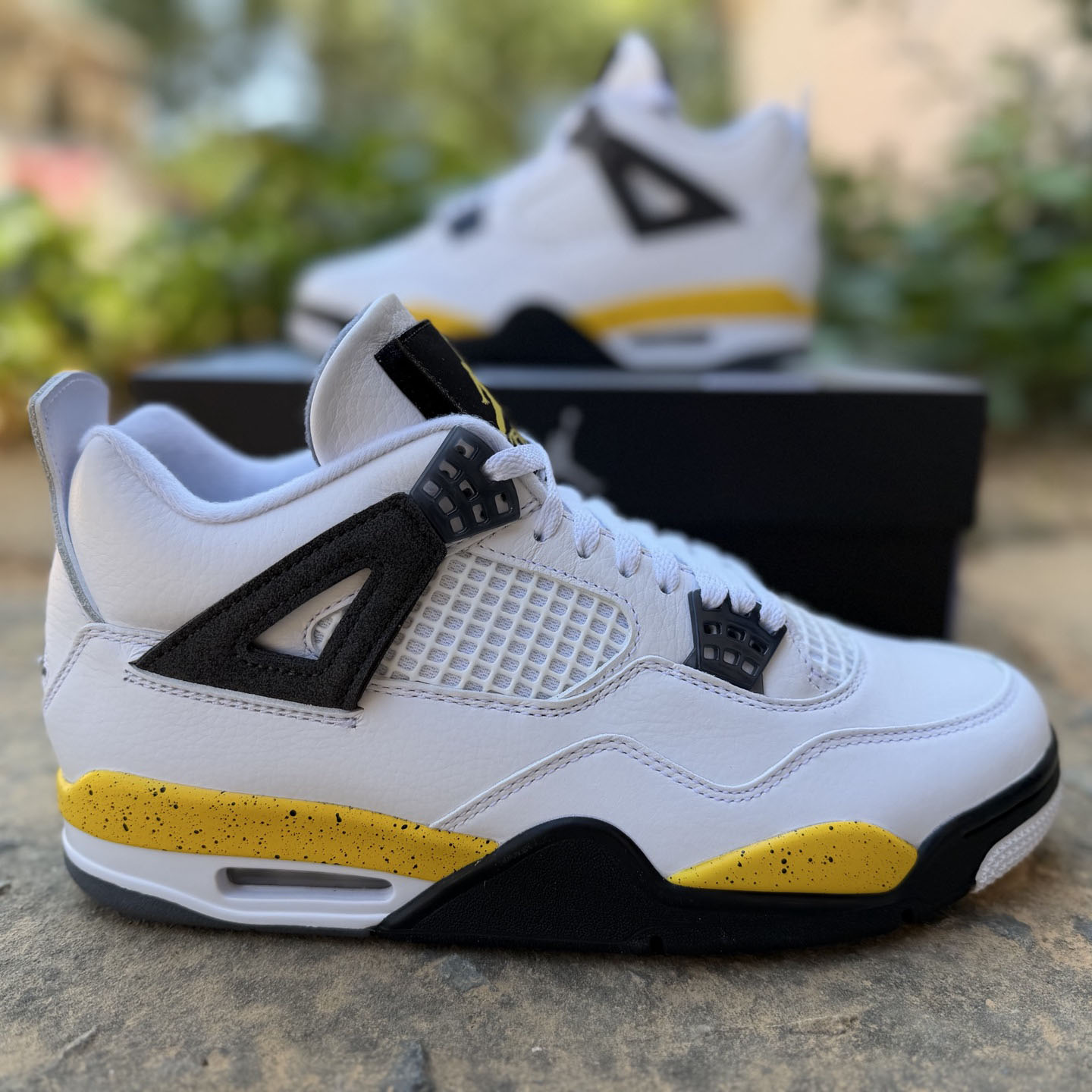  Air Jordan 4 Retro Tour Yellow  IO2463-102  - DesignerGu