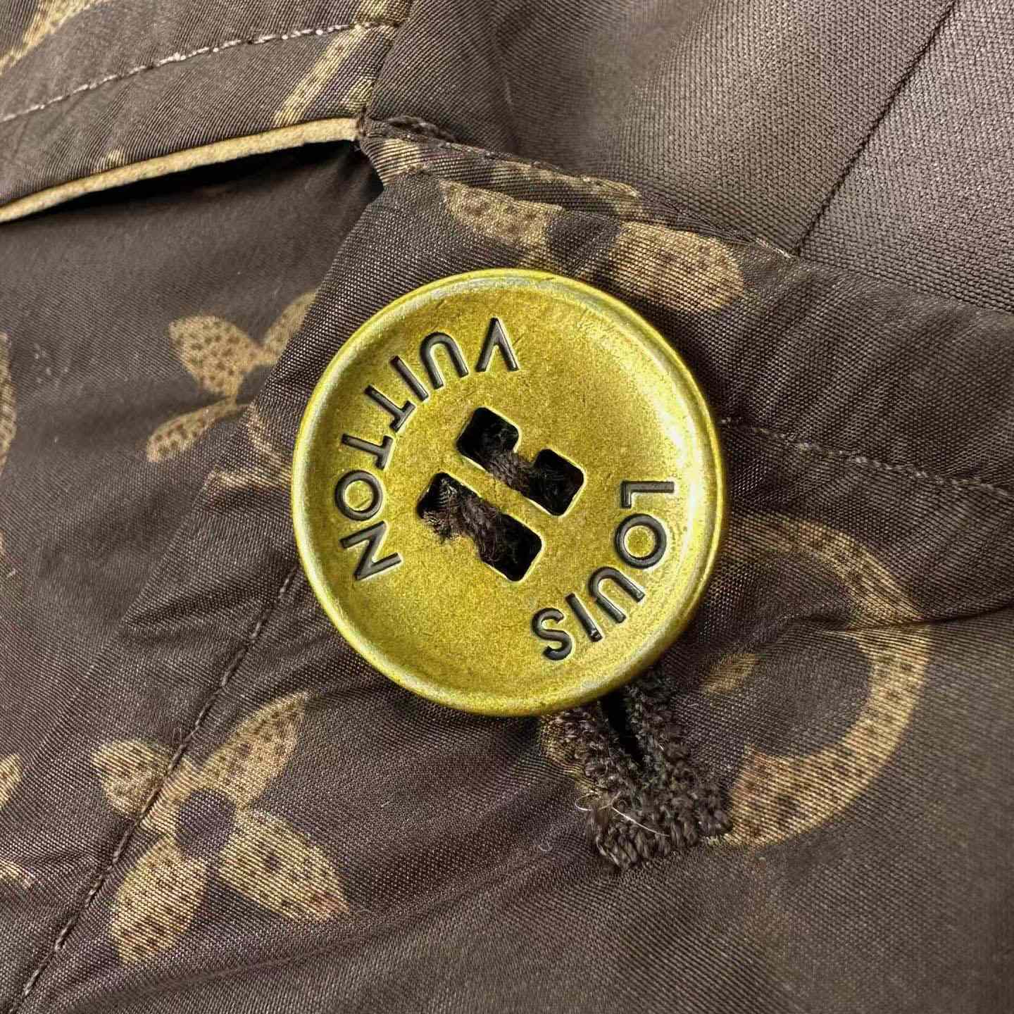 Louis Vuitton Silk Tech Carcoat - DesignerGu