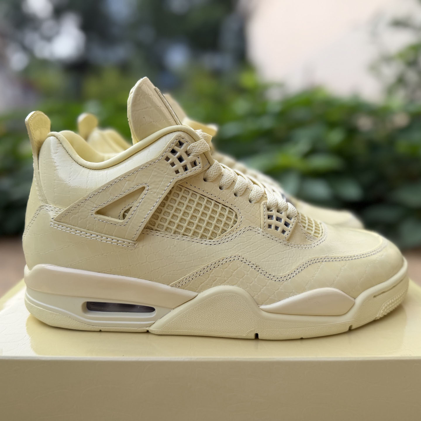 Jordan × J. Balvin Ai1r Jordan 4  IW2872-700 - DesignerGu