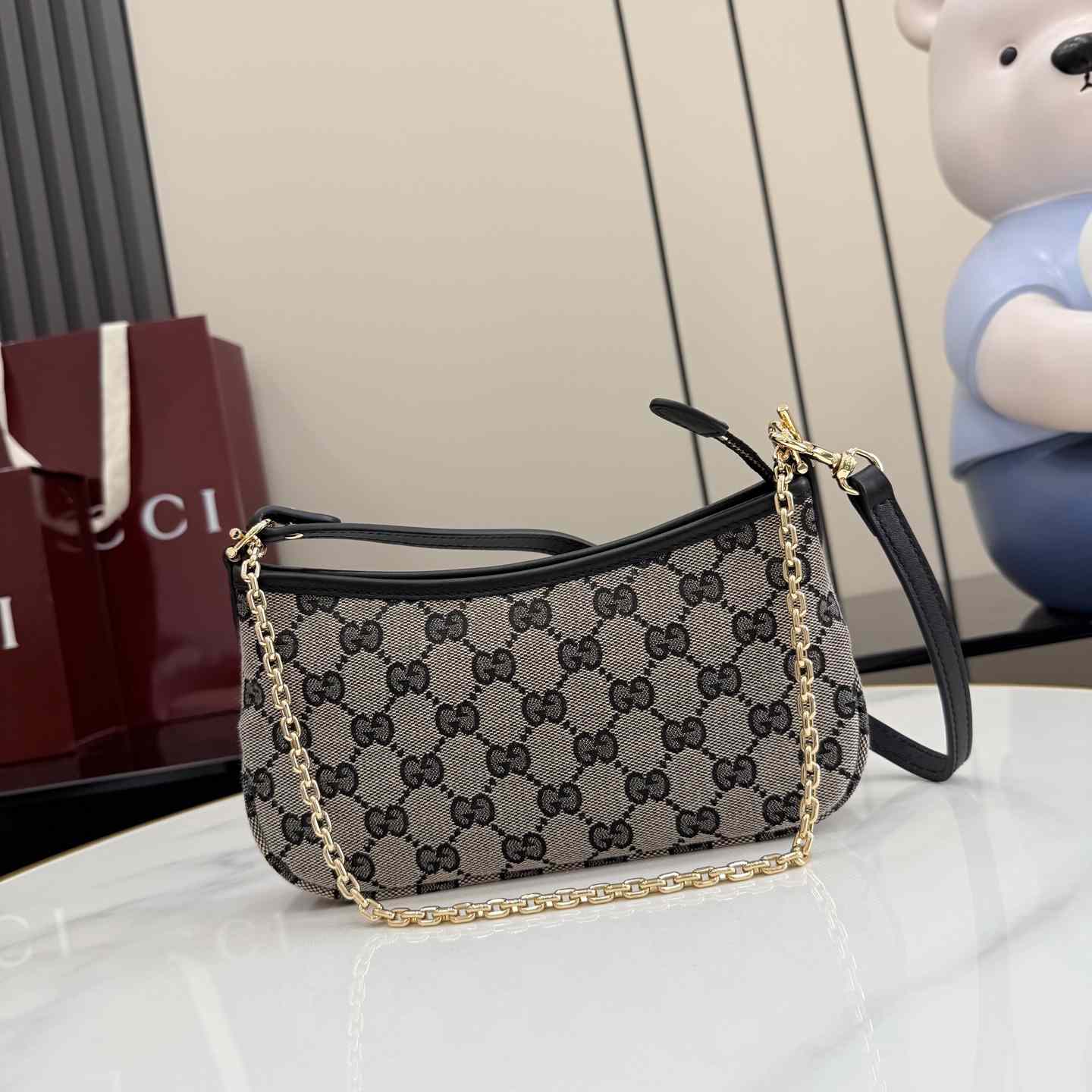 Gucci Gossip Small Shoulder Bag 875847 - DesignerGu