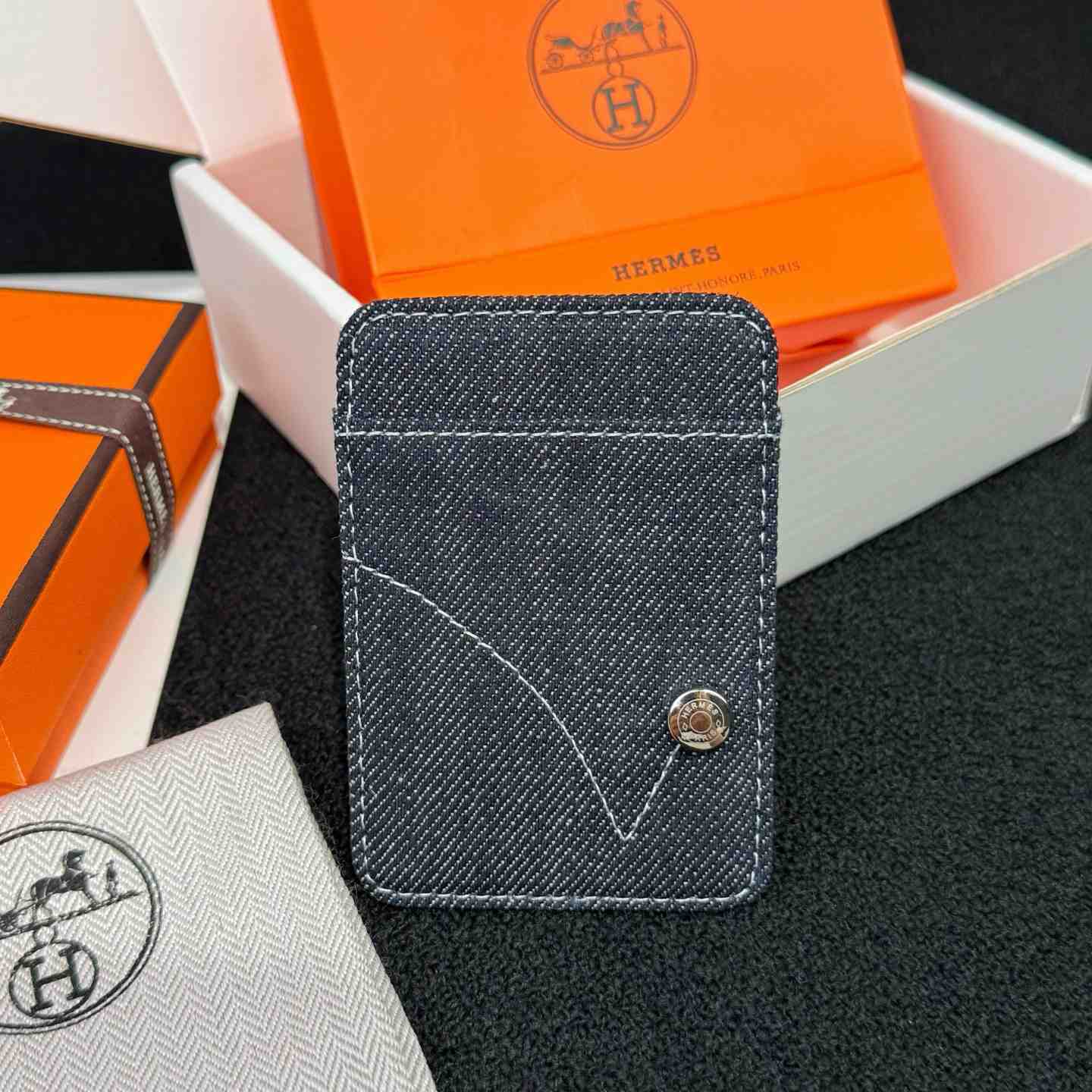 Hermes  
