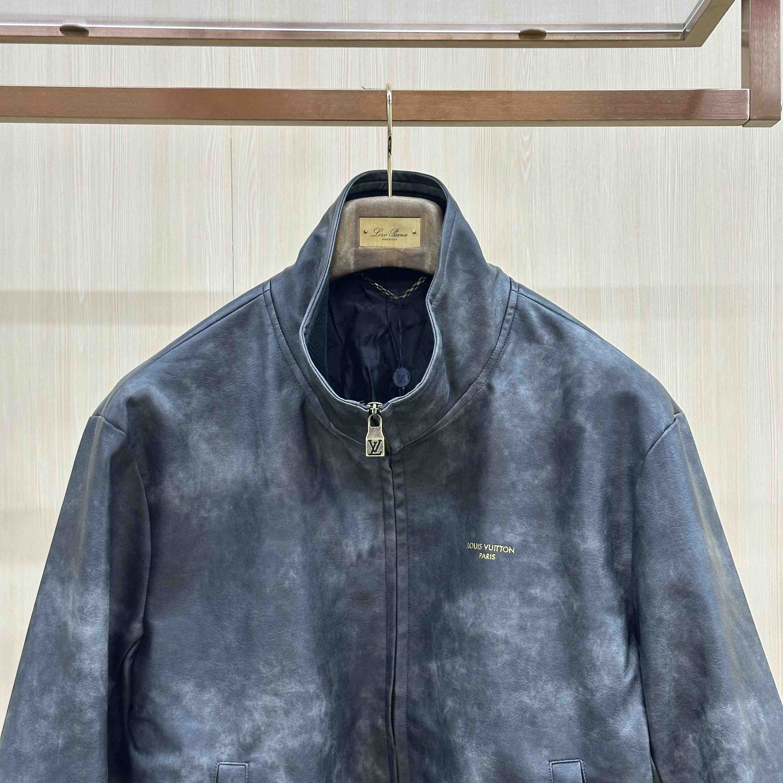 Louis Vuitton Vintage Effect Leather Track Top 1AK6UR - DesignerGu