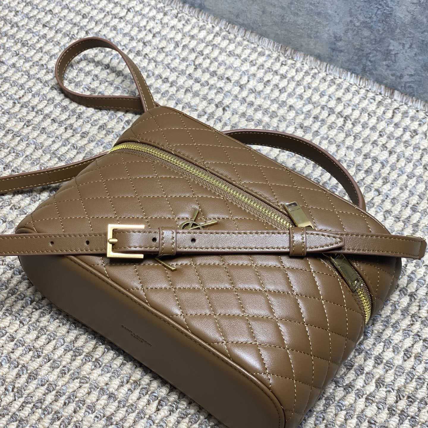 Saint Laurent GABY Vanity Large In Lambskin - DesignerGu