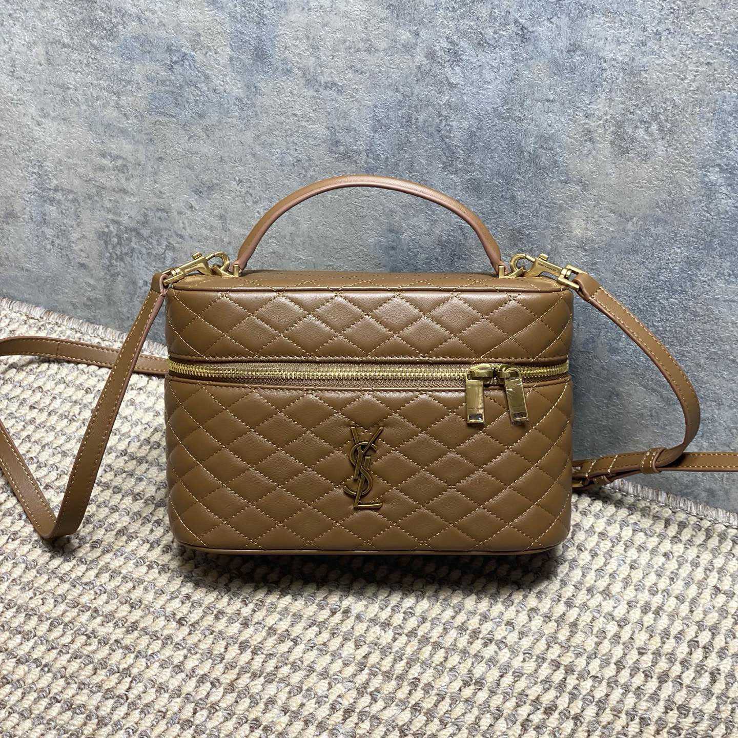 Saint Laurent GABY Vanity Large In Lambskin - DesignerGu