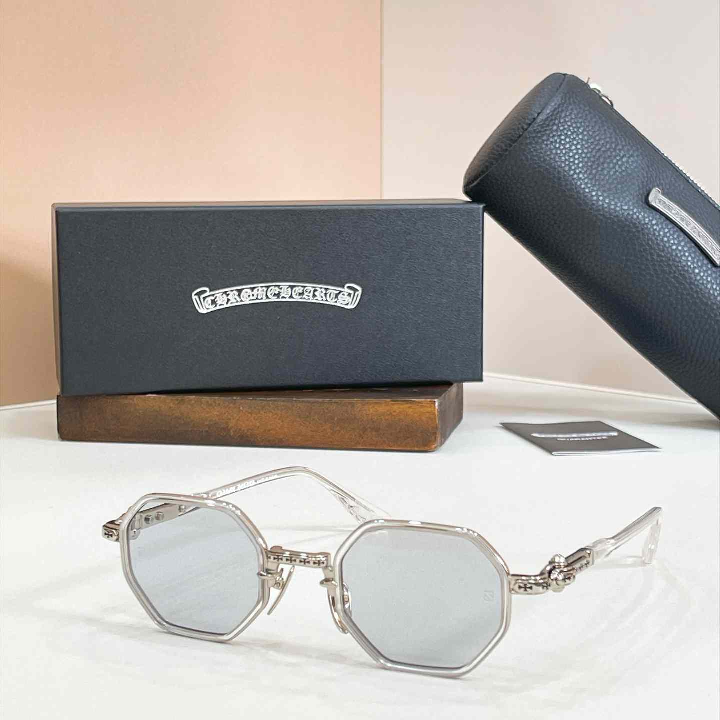 Chrome Hearts TATTERS Sunglasses - DesignerGu