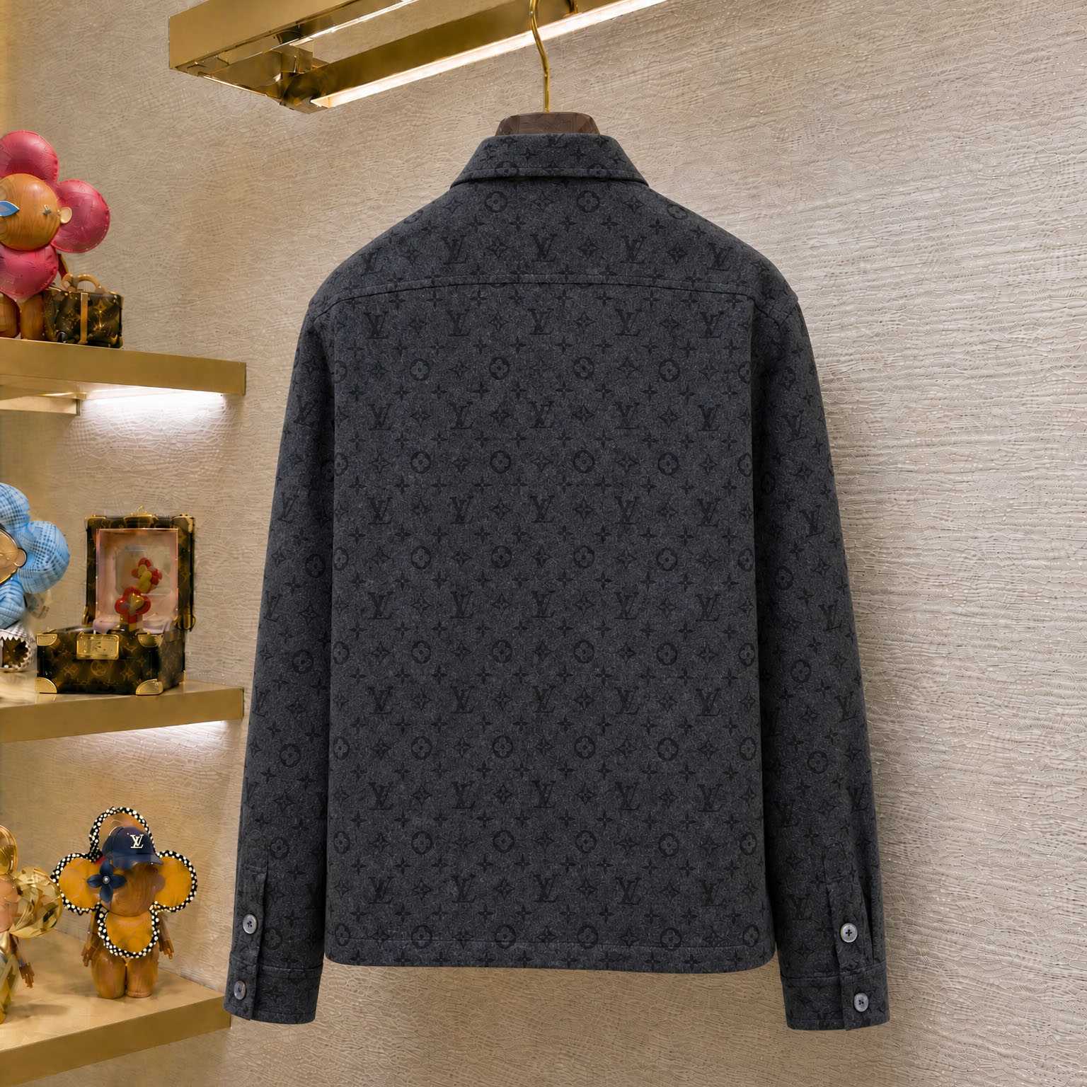 Louis Vuitton Monogram Double Face Overshirt 1AIWGS - DesignerGu
