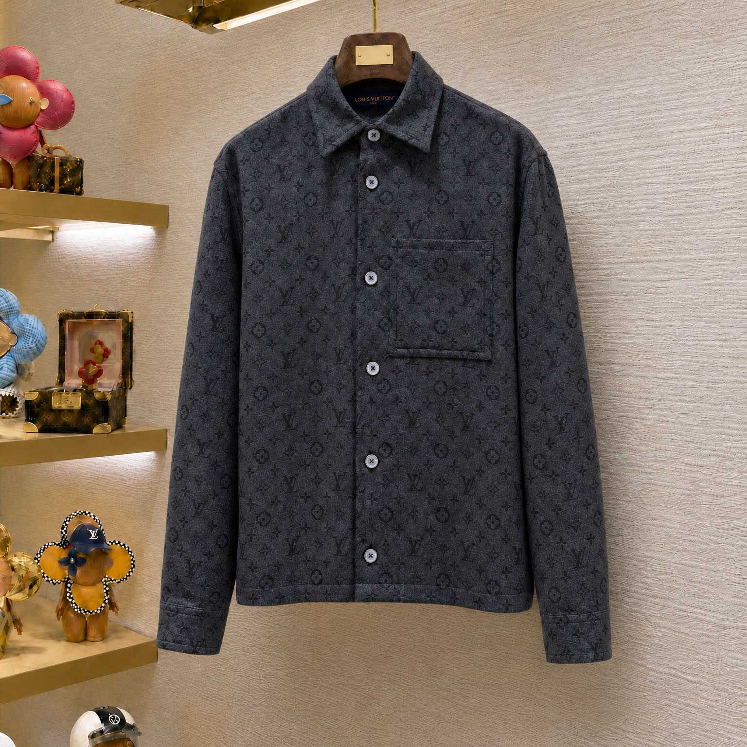 Louis Vuitton Monogram Double Face Overshirt 1AIWGS - DesignerGu