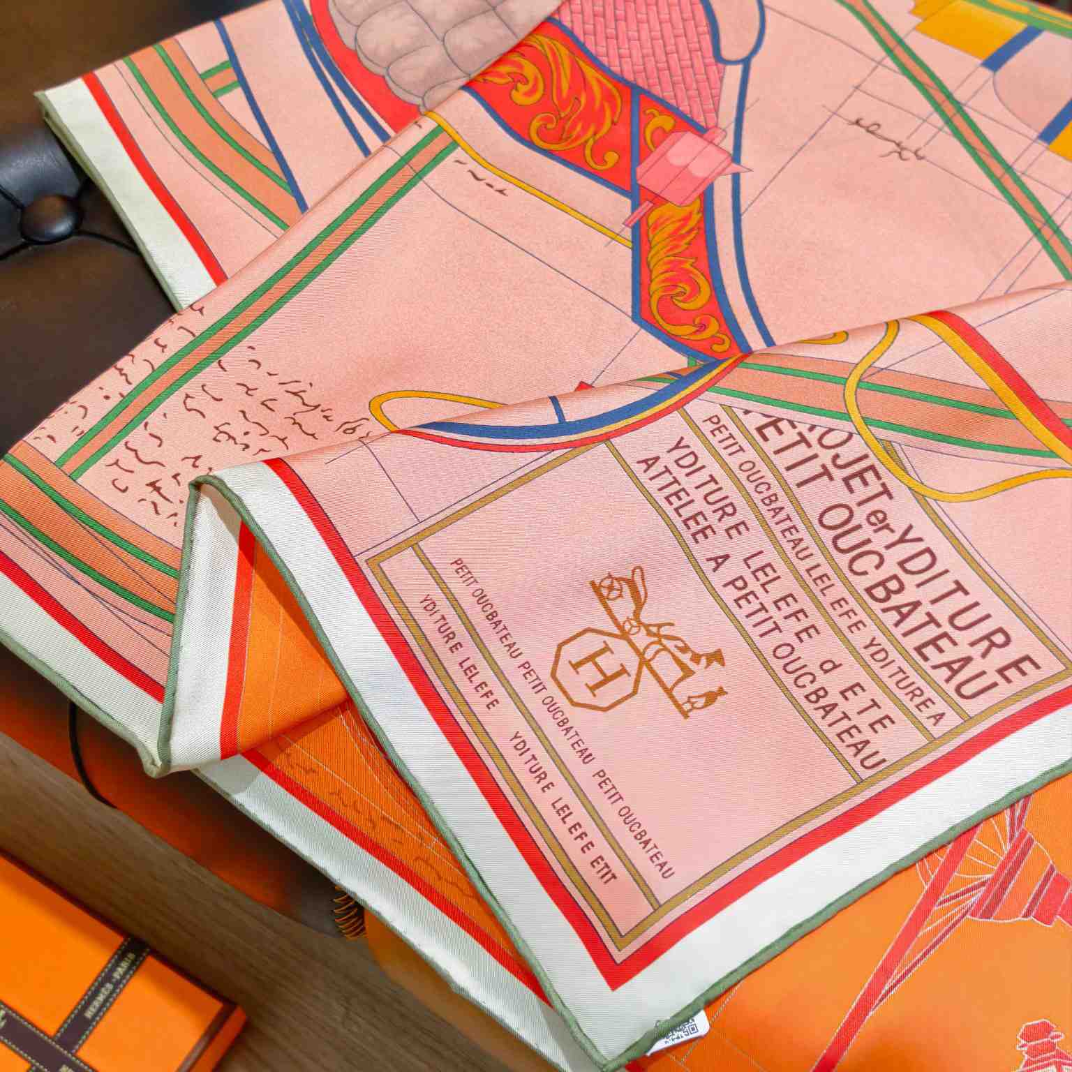Hermes Petit Duc Double Face Scarf 90 - DesignerGu