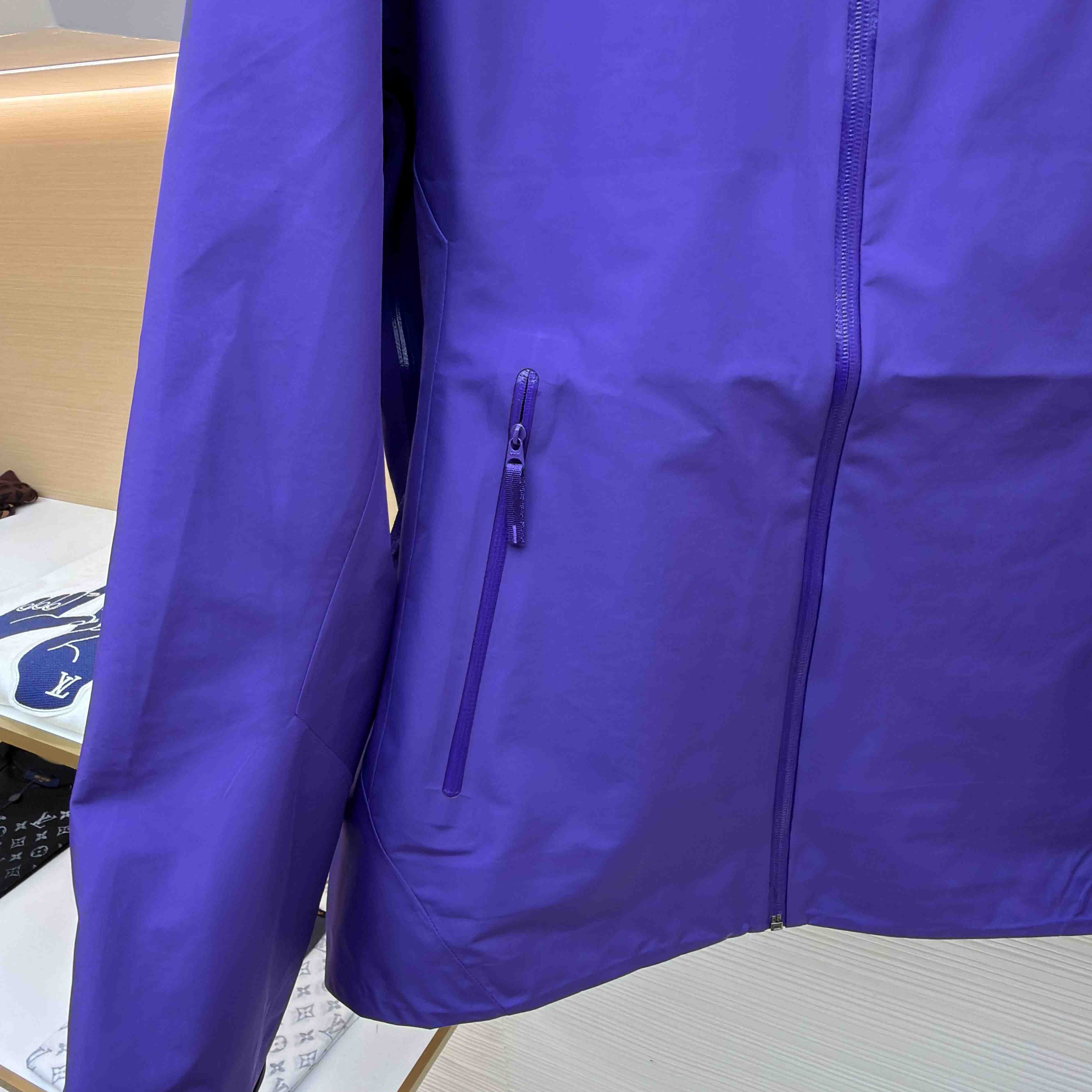 Arc'teryx Beta LT Jacket  - DesignerGu