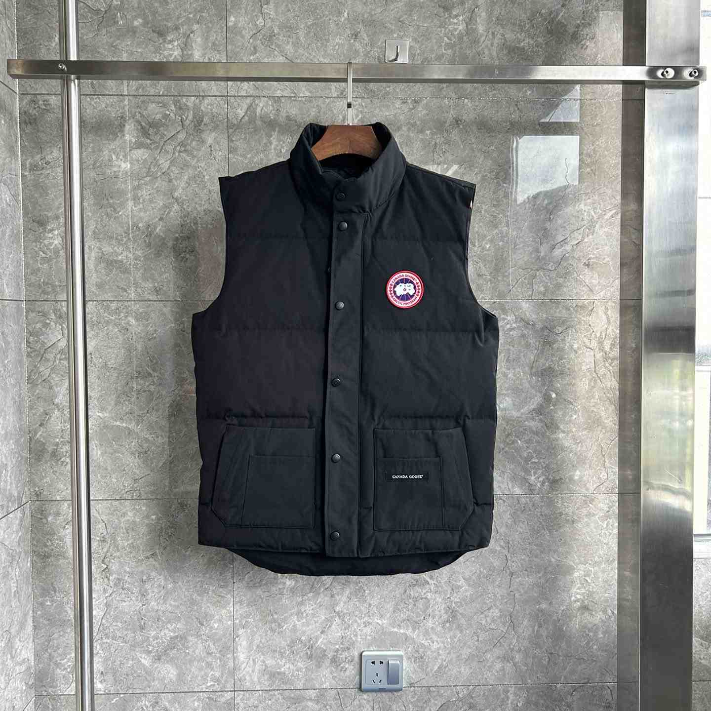 Canada Goose Freestyle Crew Vest - DesignerGu