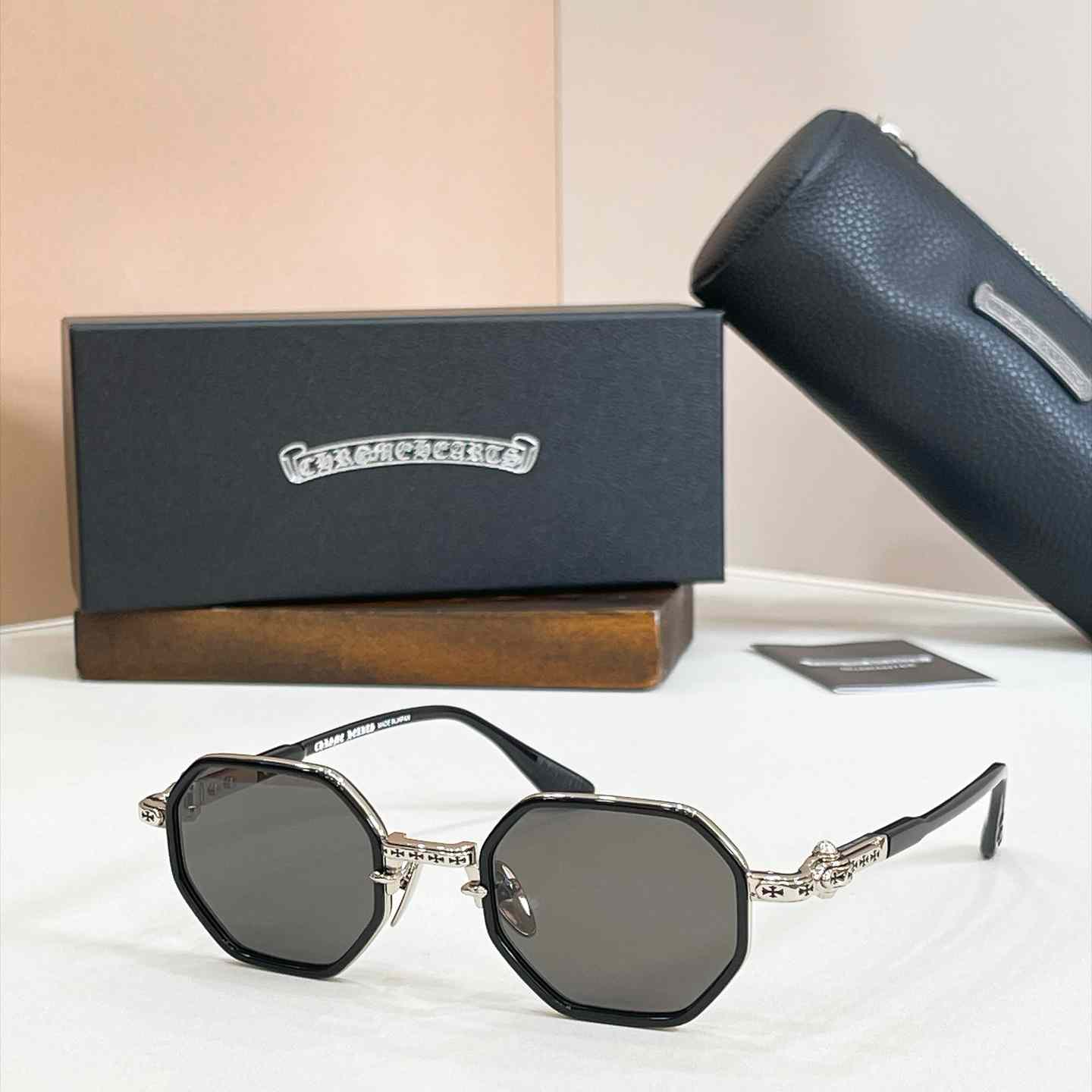 Chrome Hearts TATTERS Sunglasses - DesignerGu