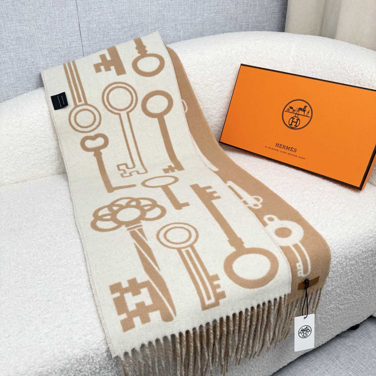 Hermes Casaque Porte-Clefs Scarf - DesignerGu