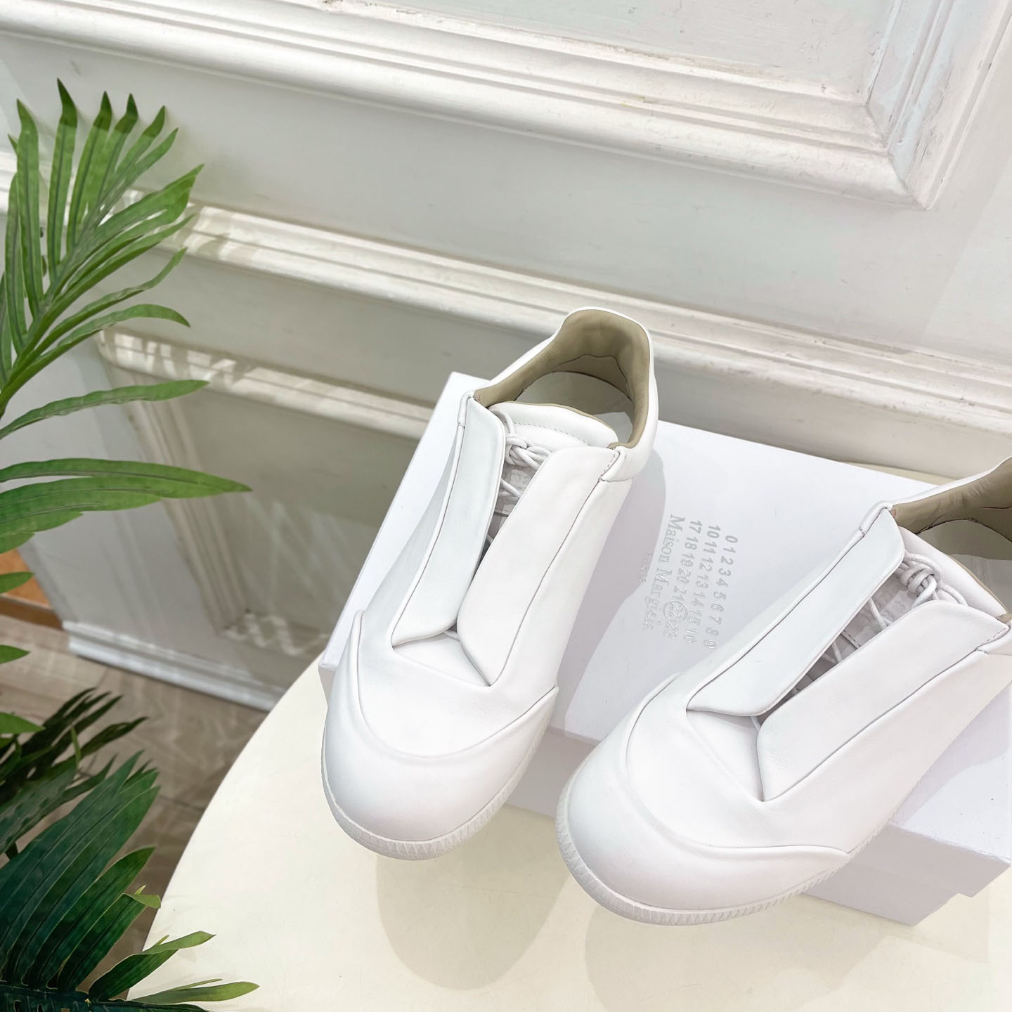 Maison Margiela 22 Future Low Sneaker - DesignerGu