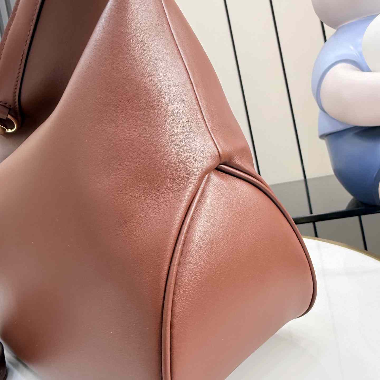 Gucci Starlet Large Shoulder Bag A00CI2 - DesignerGu