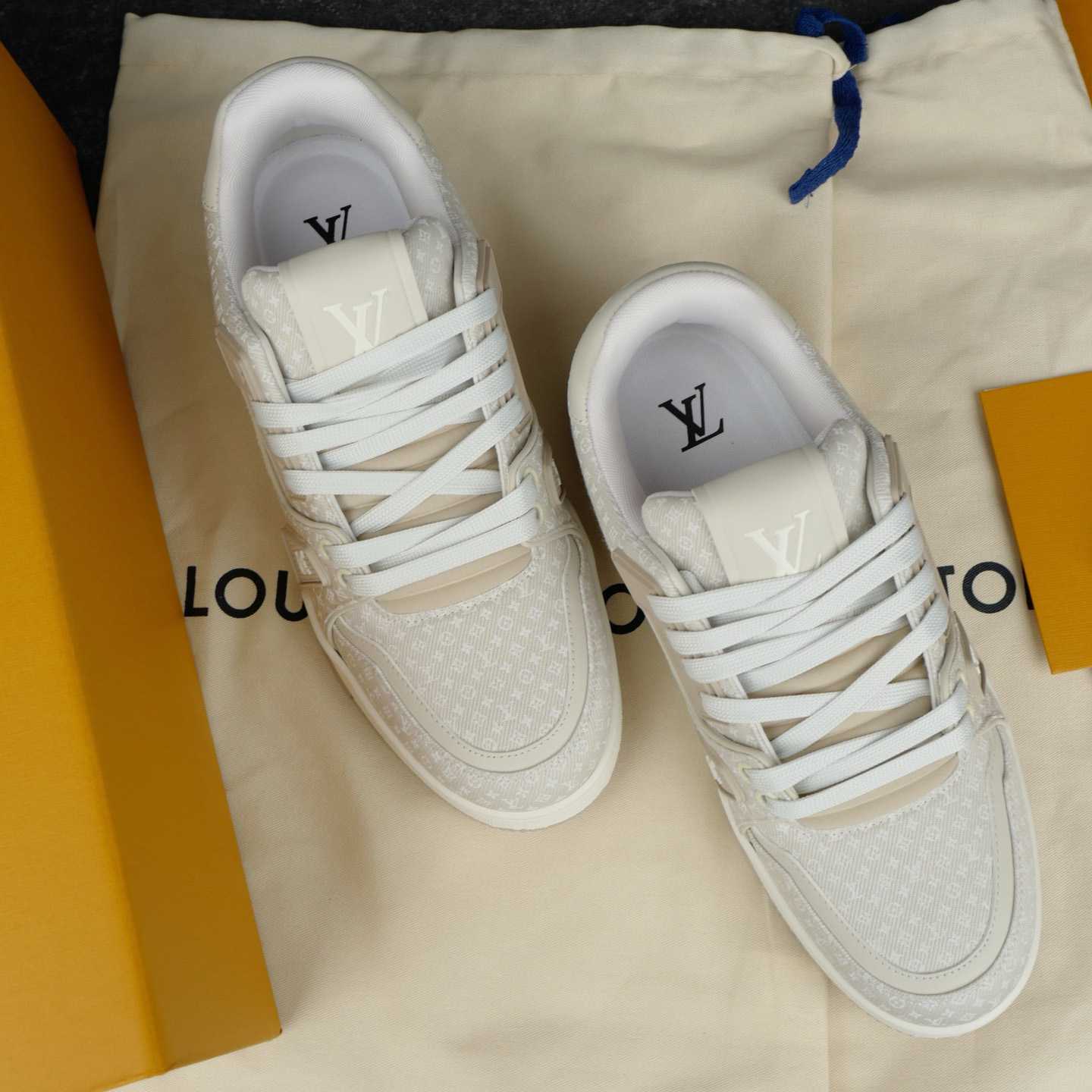 Louis Vuitton LV Trainer Sneaker 1AKQ4W - DesignerGu