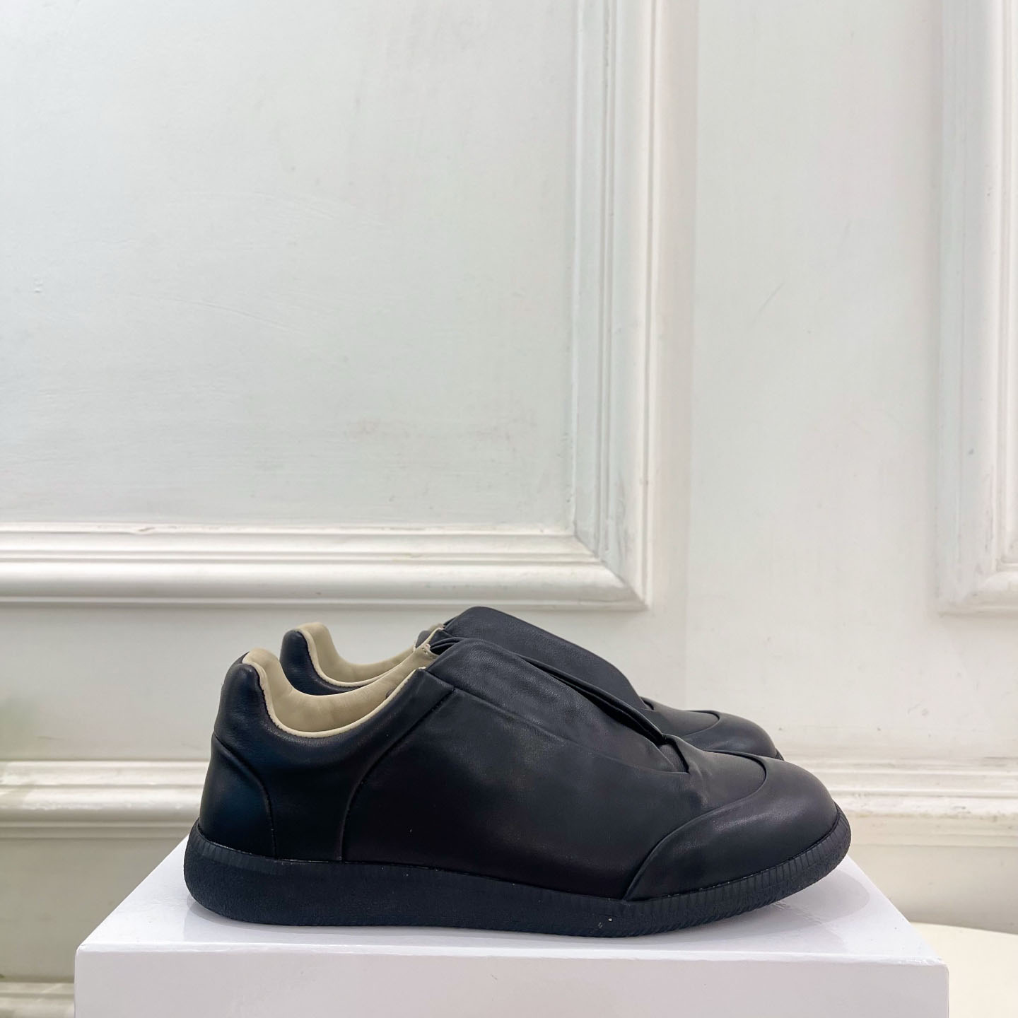 Maison Margiela  Future Low Sneaker - DesignerGu