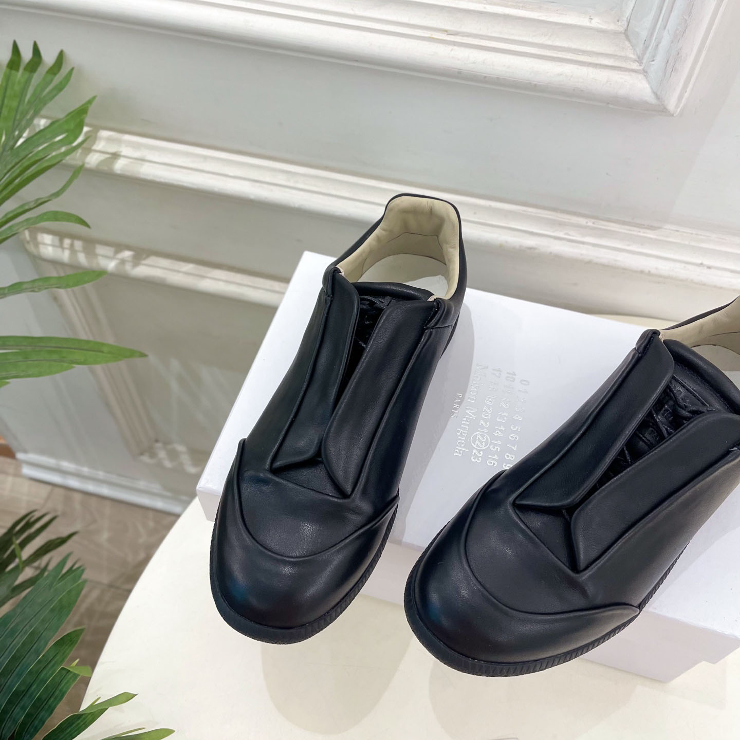 Maison Margiela  Future Low Sneaker - DesignerGu