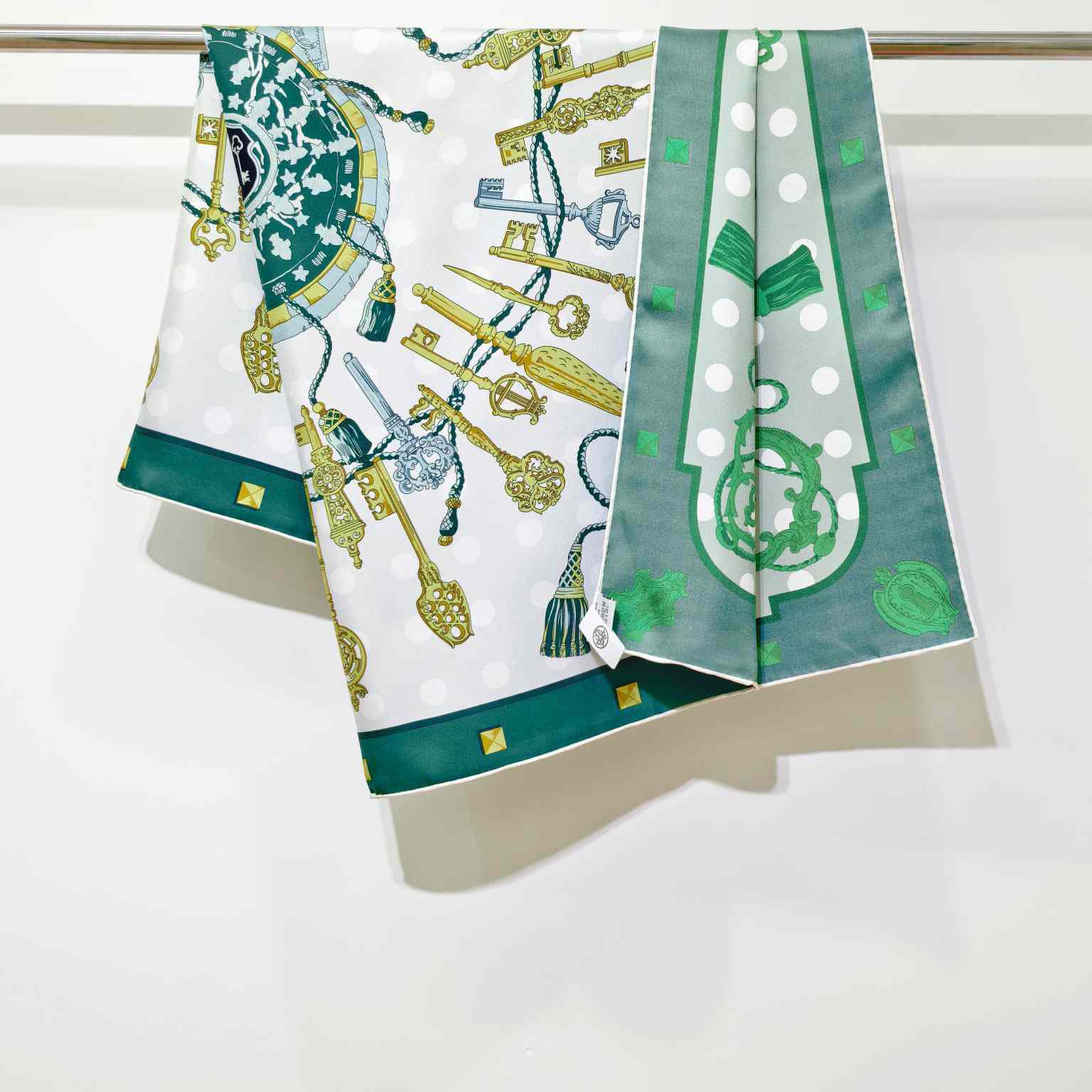 Hermes Les Cles Double Face Scarf 90 - DesignerGu