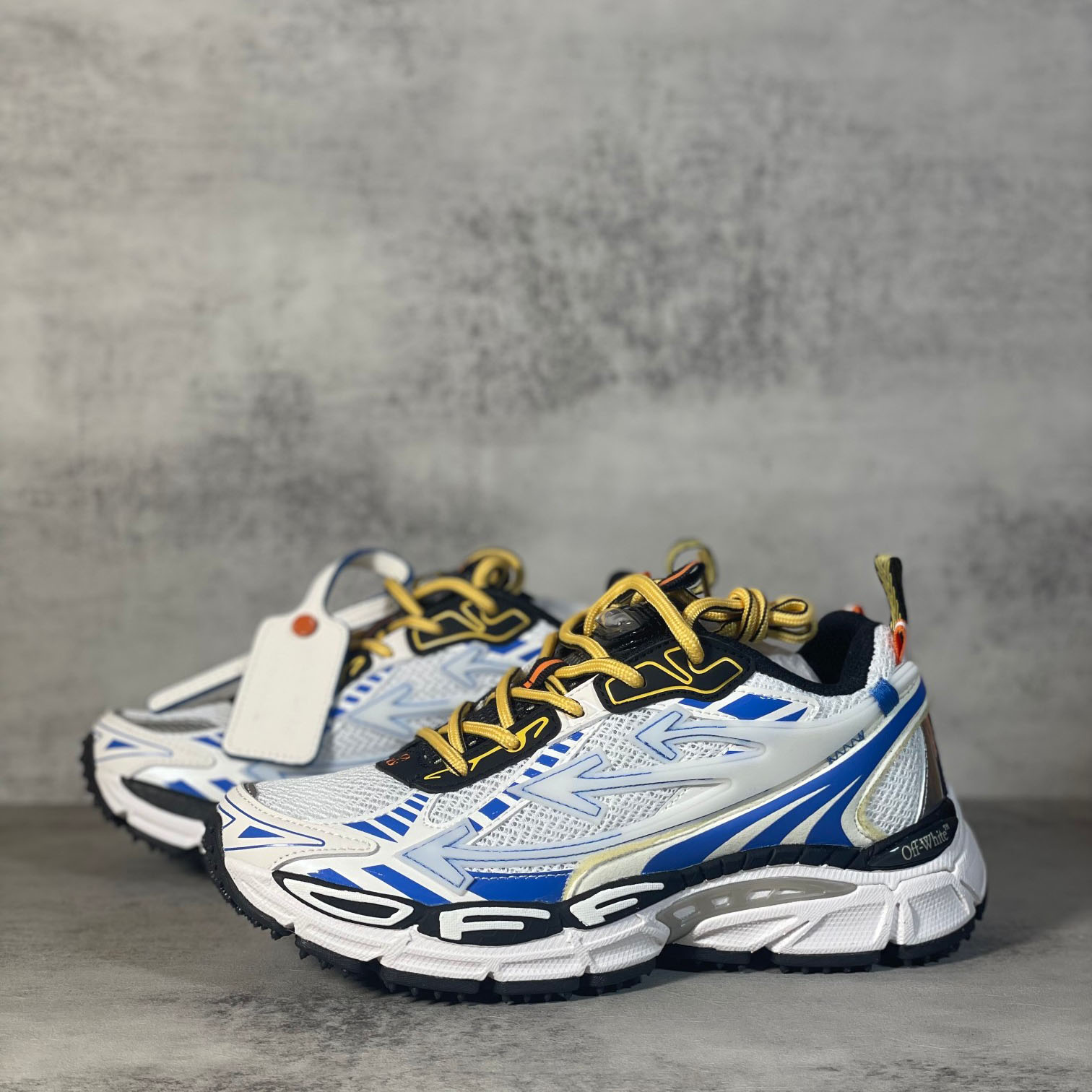 Off-White Be Right Back 'New York' Sneakers - DesignerGu