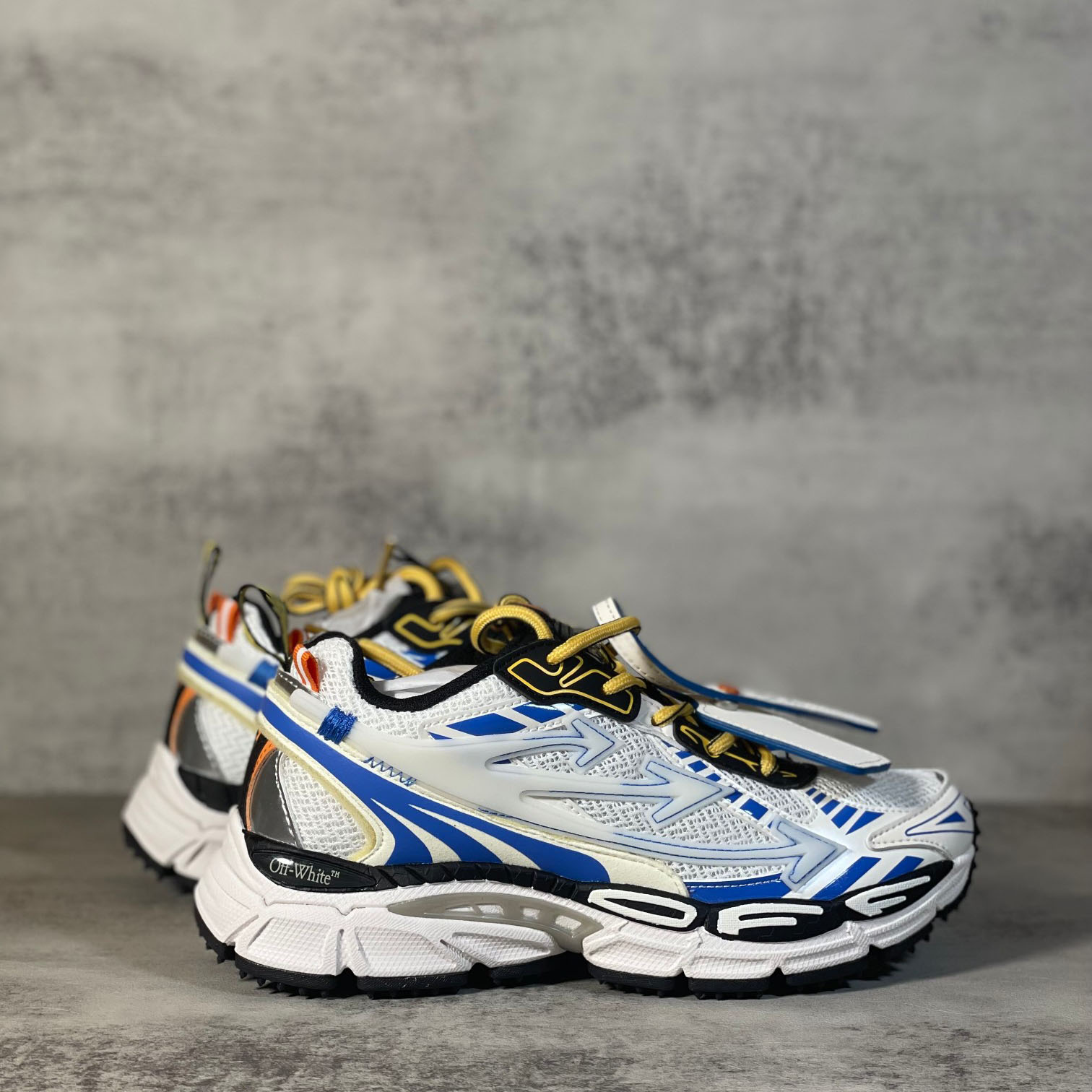 Off-White Be Right Back 'New York' Sneakers - DesignerGu