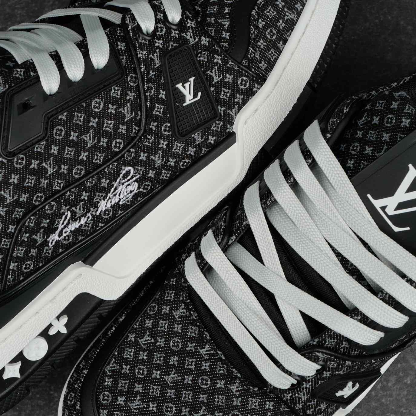 Louis Vuitton LV Trainer Sneaker 1AKPC9 - DesignerGu