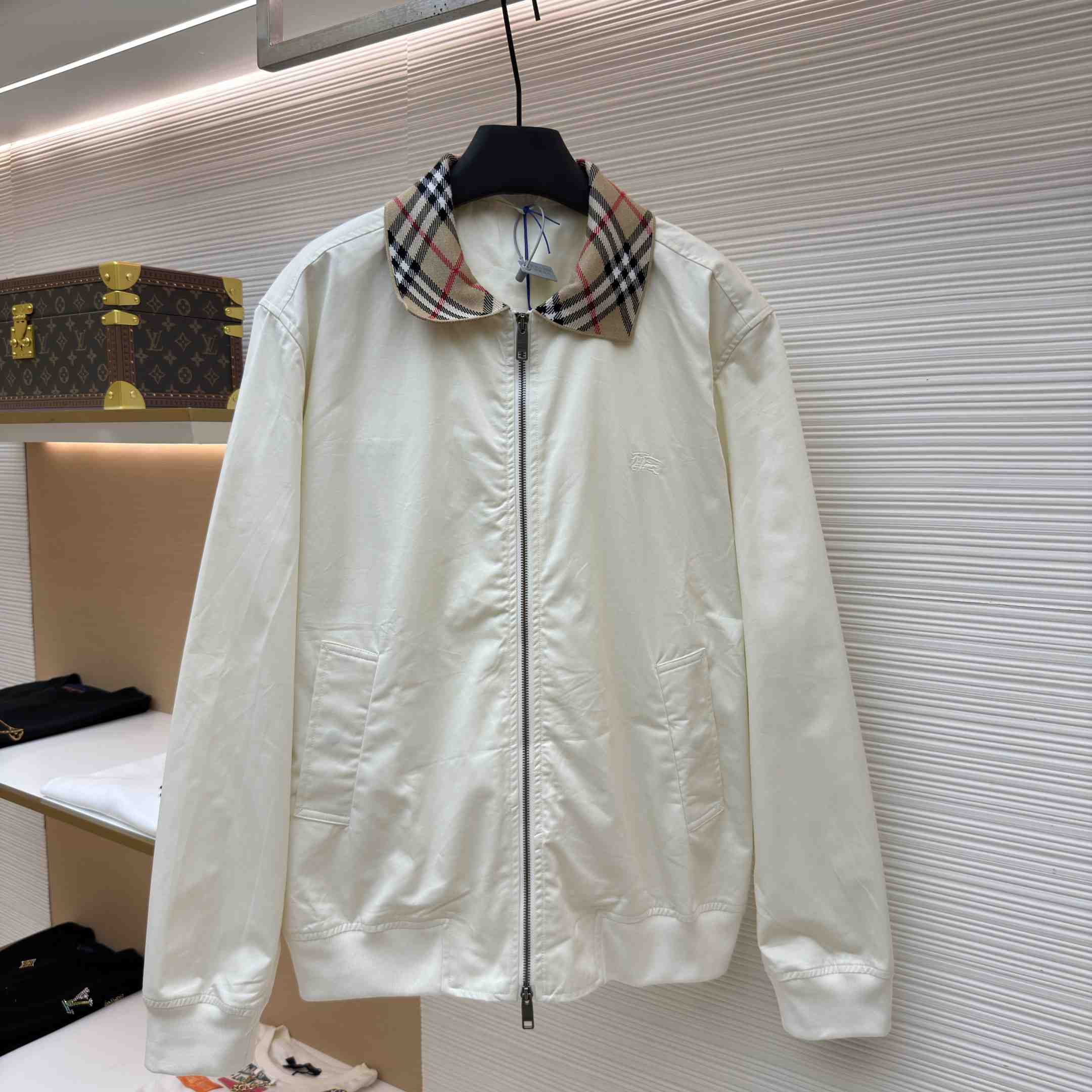 Burberry Gabardine Glenfields Harrington Jacket - DesignerGu